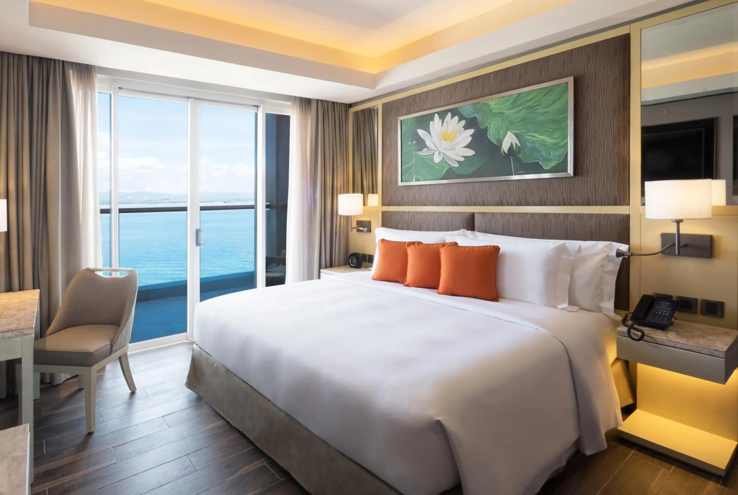 Bedroom, Bed in Dusit Thani Mactan Cebu Resort