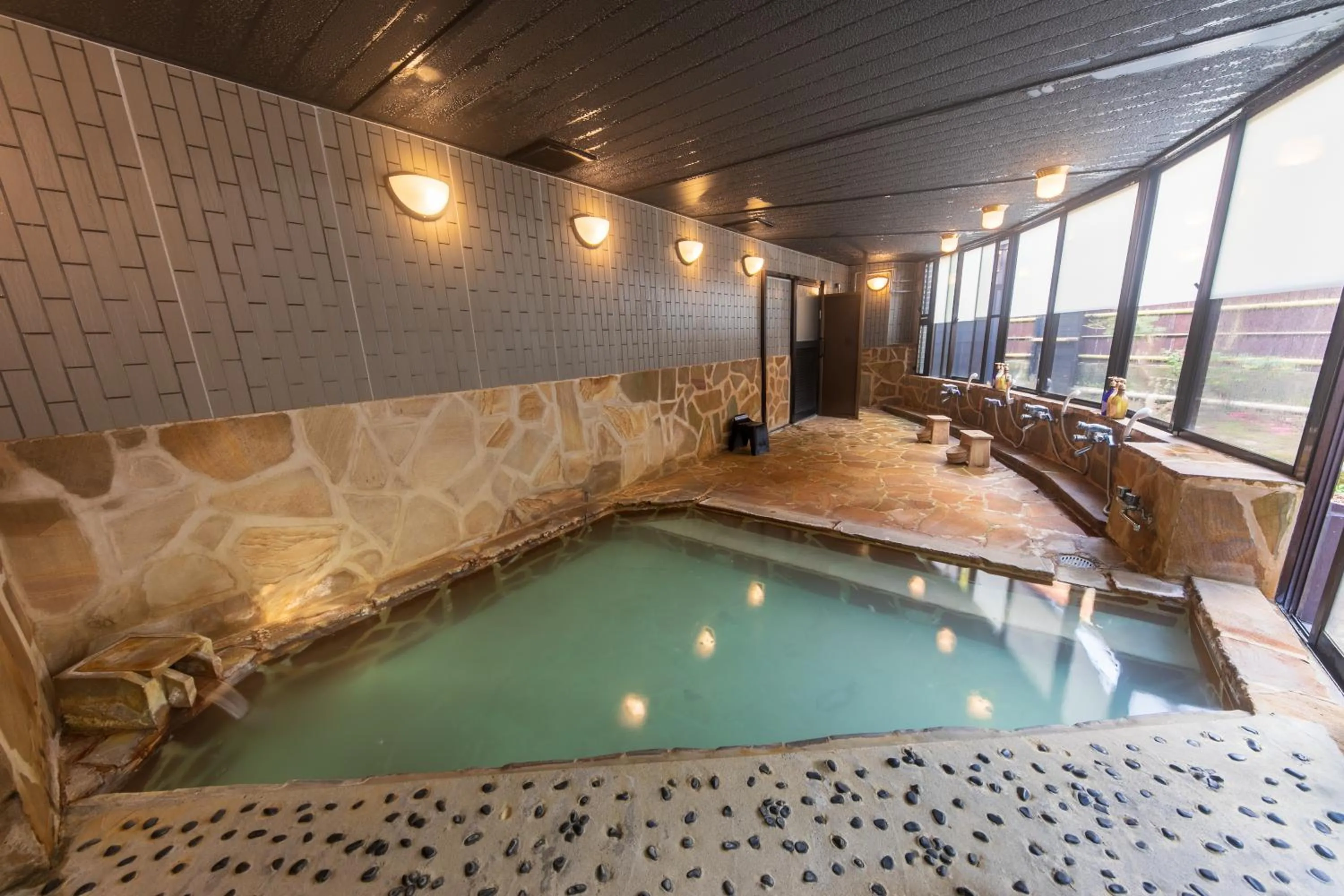 Hot Spring Bath in Sengokuhara Hisanoha