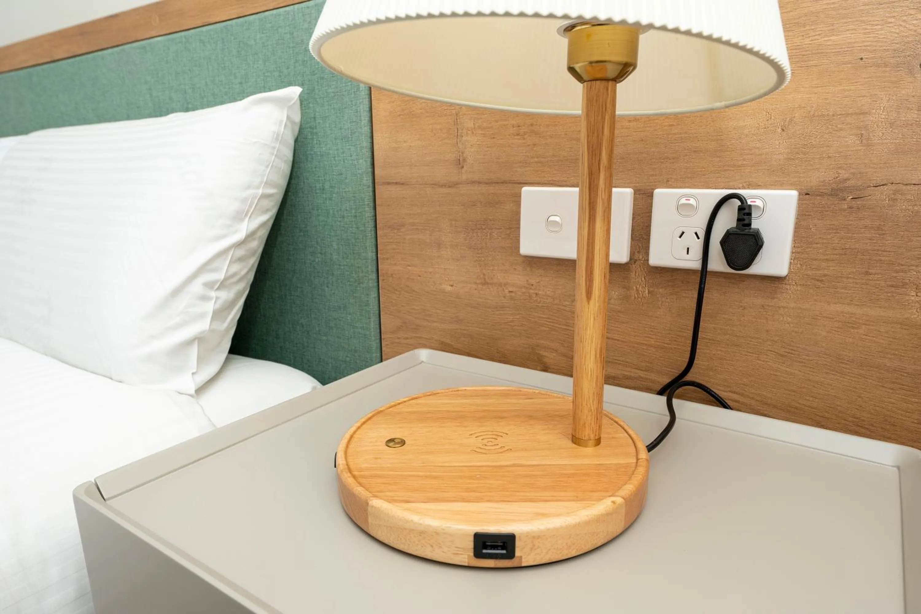 Decorative detail, Bed in Blue Ocean Motel Apollo Bay