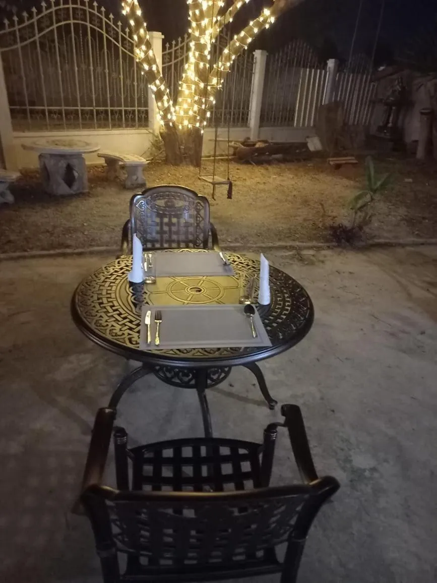 Night in Sipanya Guesthouse