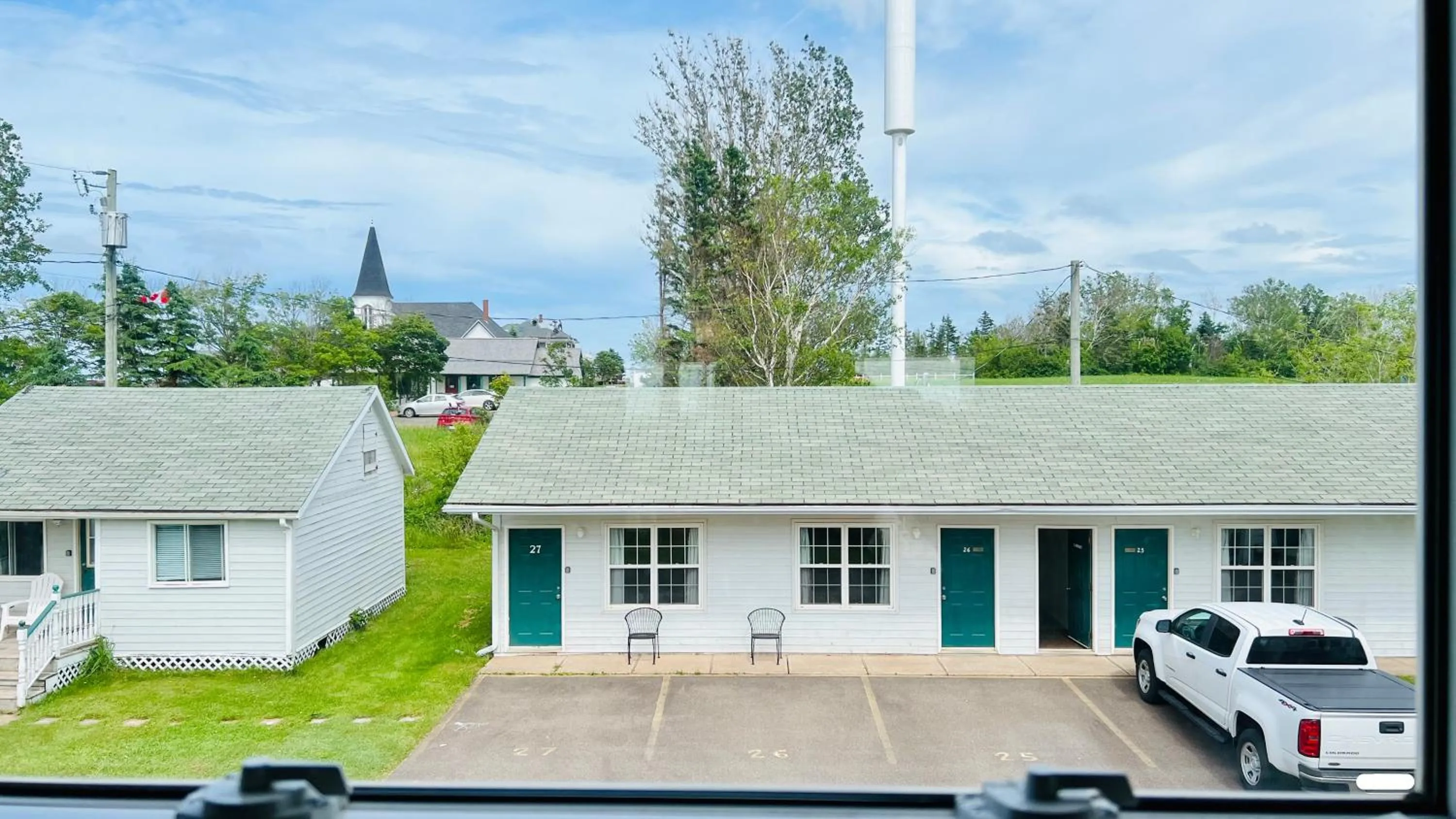 Anne Shirley Motel & Cottages