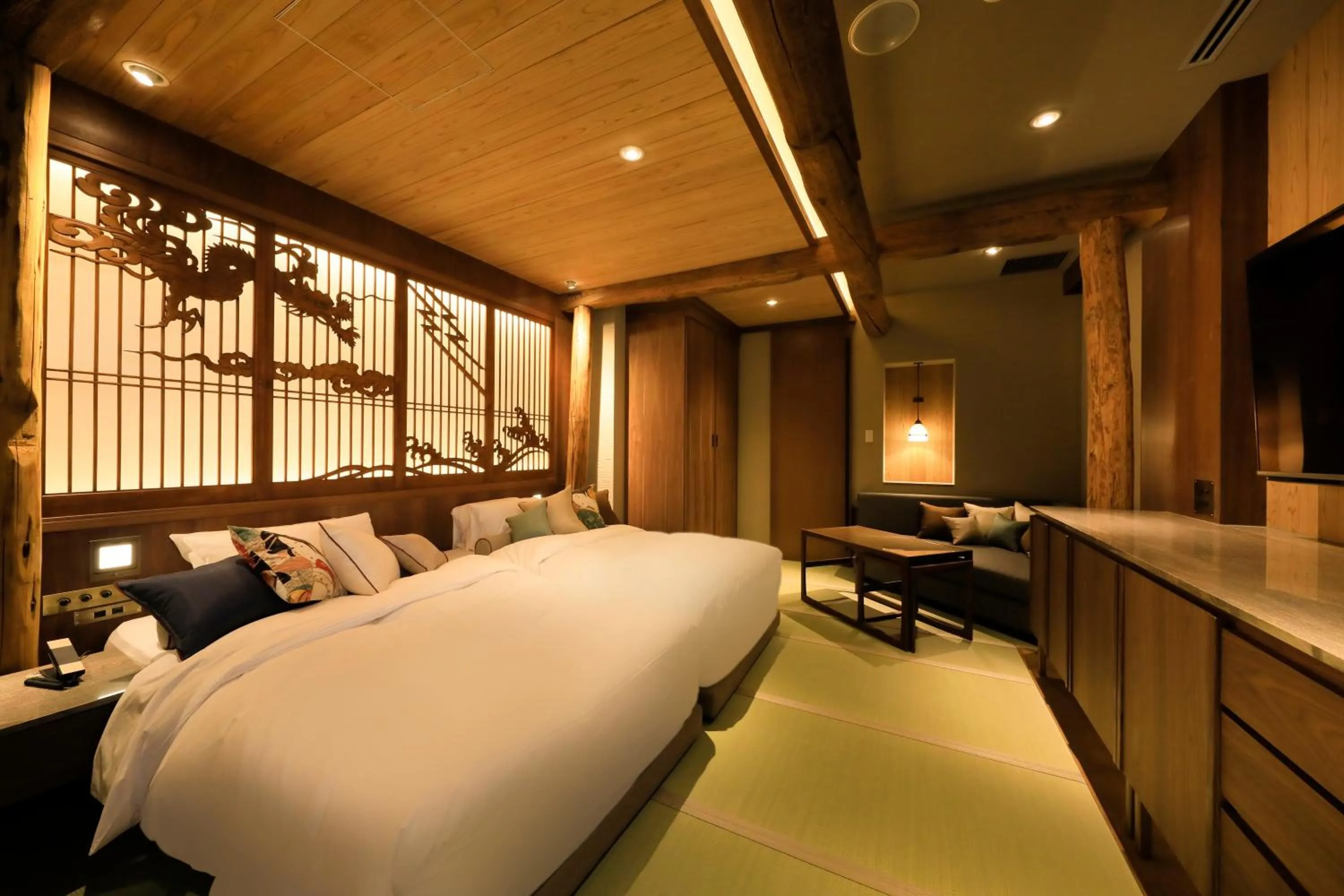 Massage, Bed in Hotel Gion Ichirin