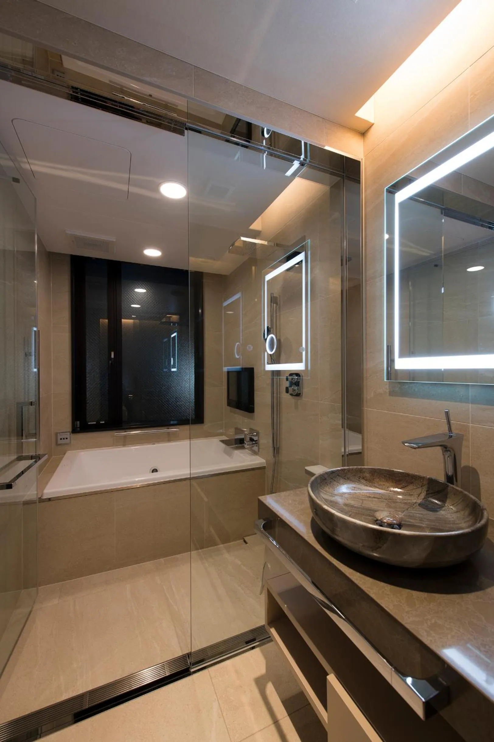 Shower in Hotel Gion Ichirin