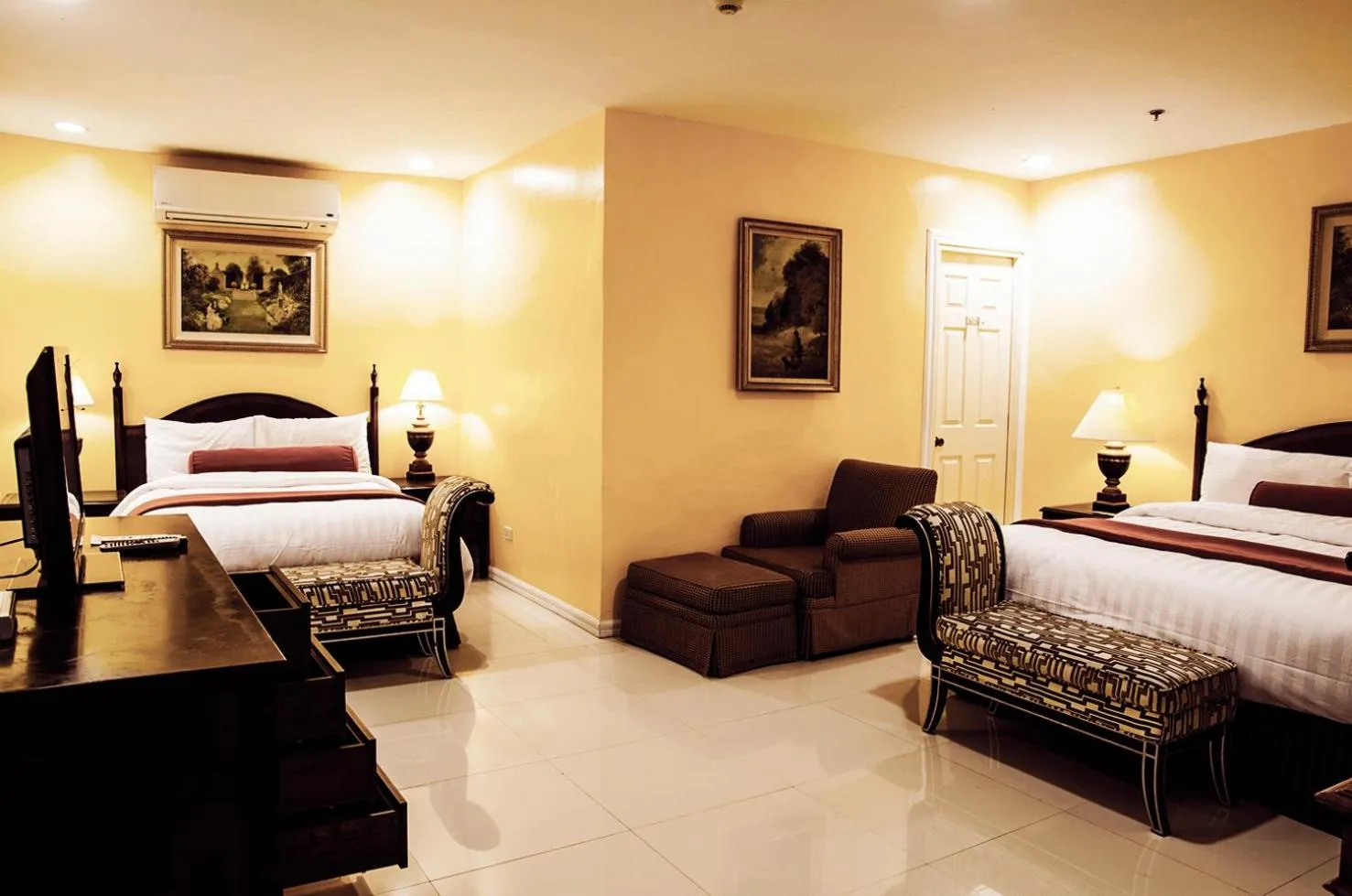 Bed in Dreamwave Hotel Santiago