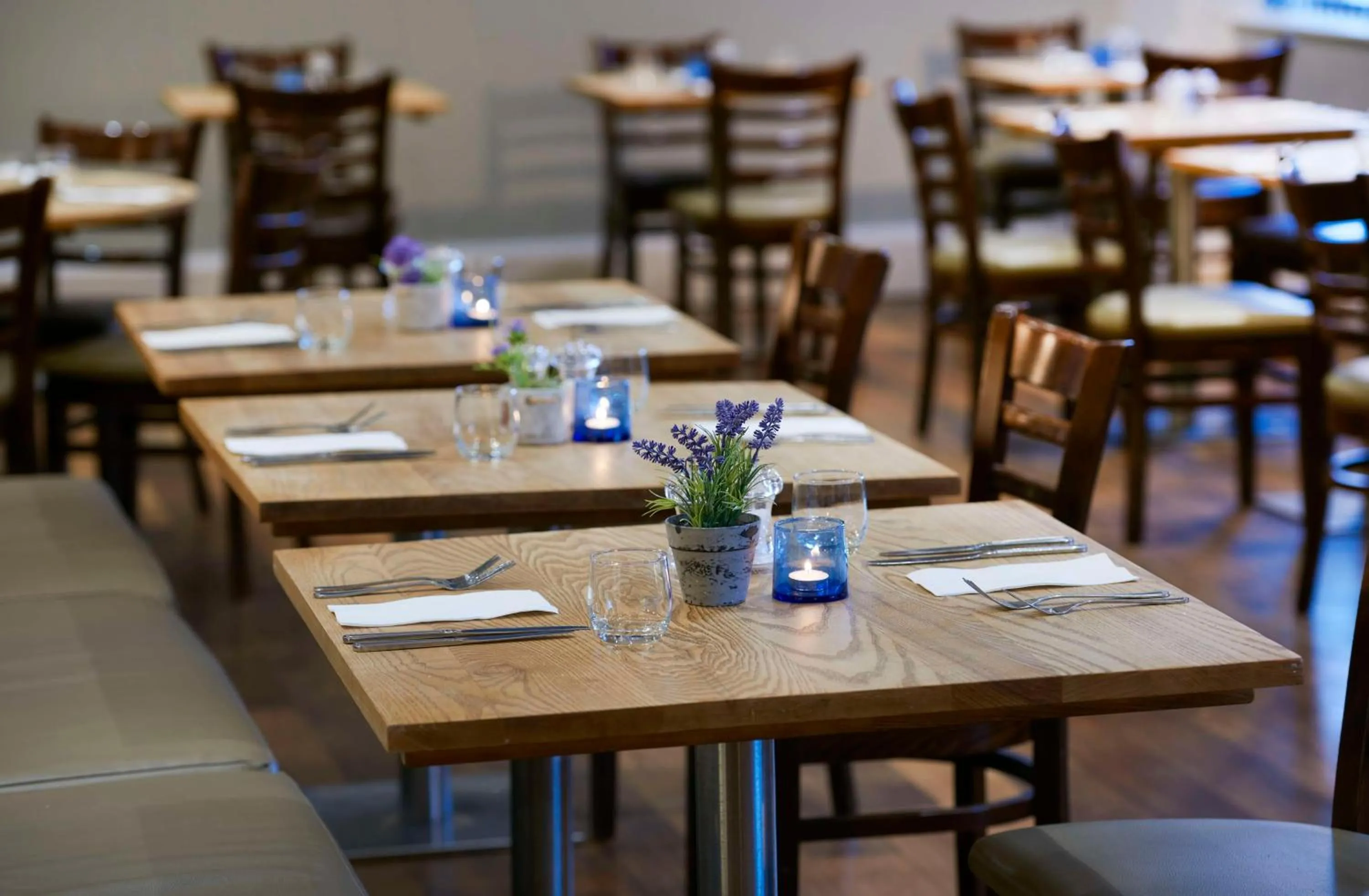 Restaurant/places to eat in DoubleTree by Hilton Swindon Hotel