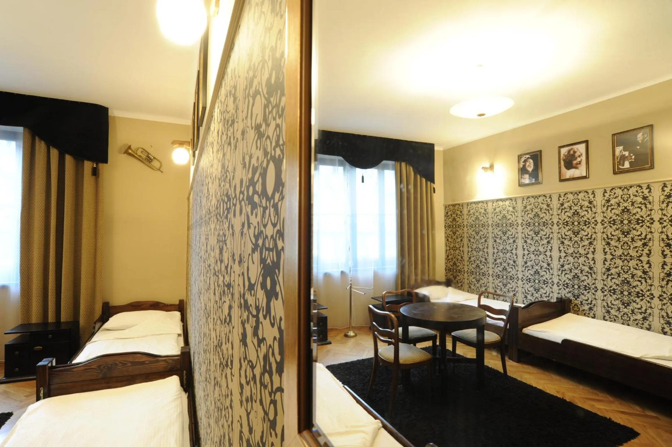 Photo of the whole room, Bed in Hostel Deco