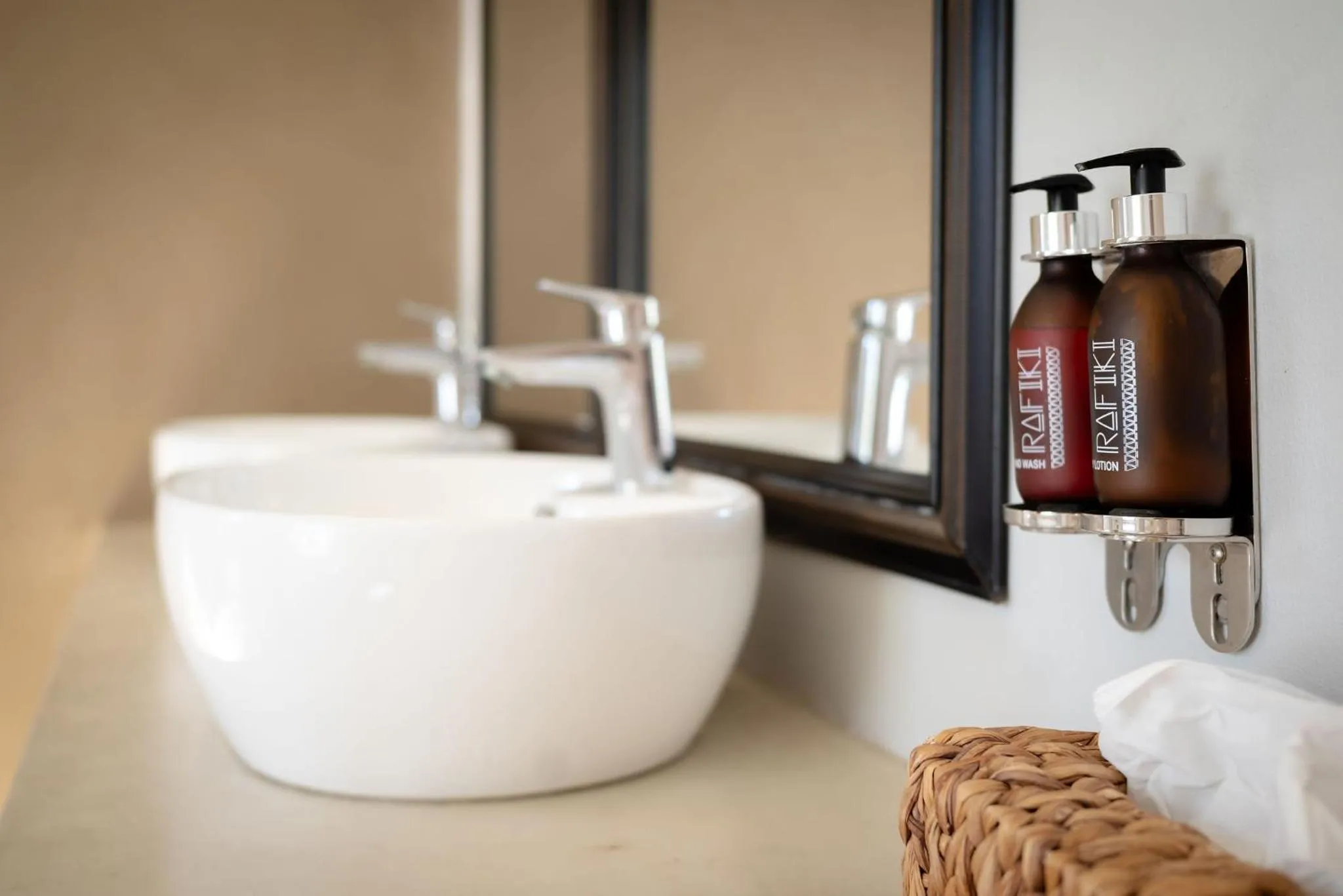 Bathroom in Rafiki Bush Lodge