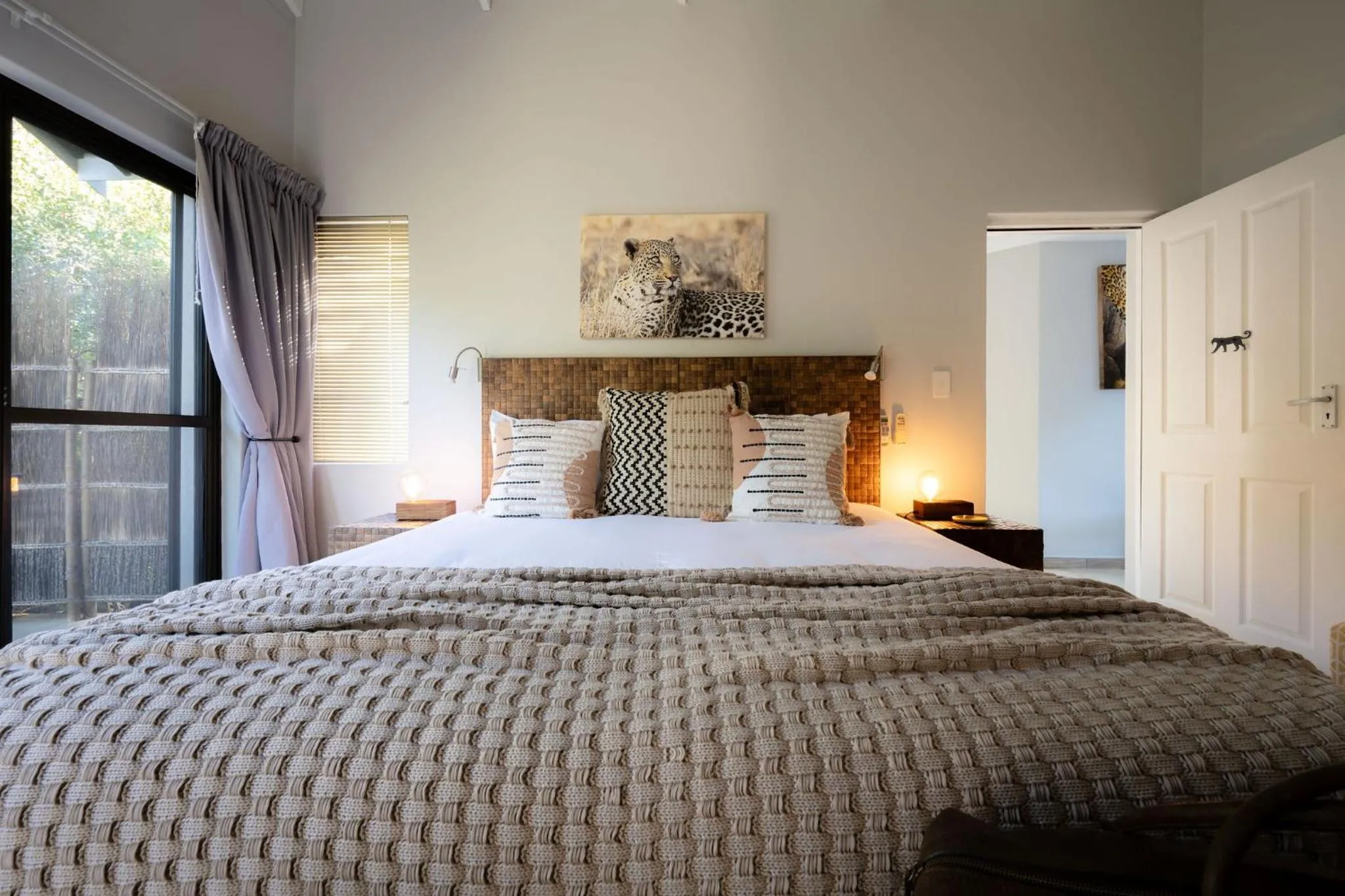 Bed in Rafiki Bush Lodge