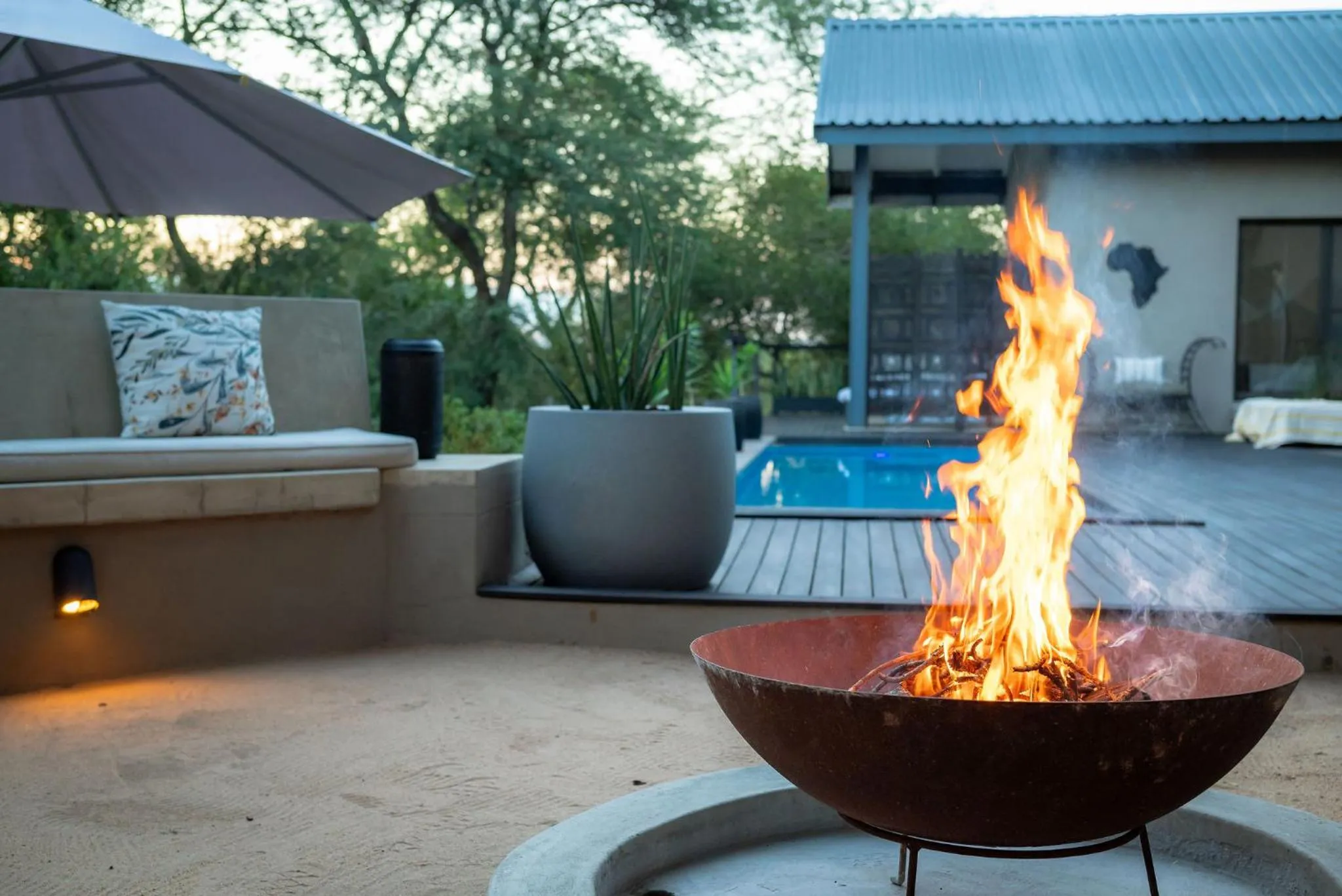Seating area in Rafiki Bush Lodge