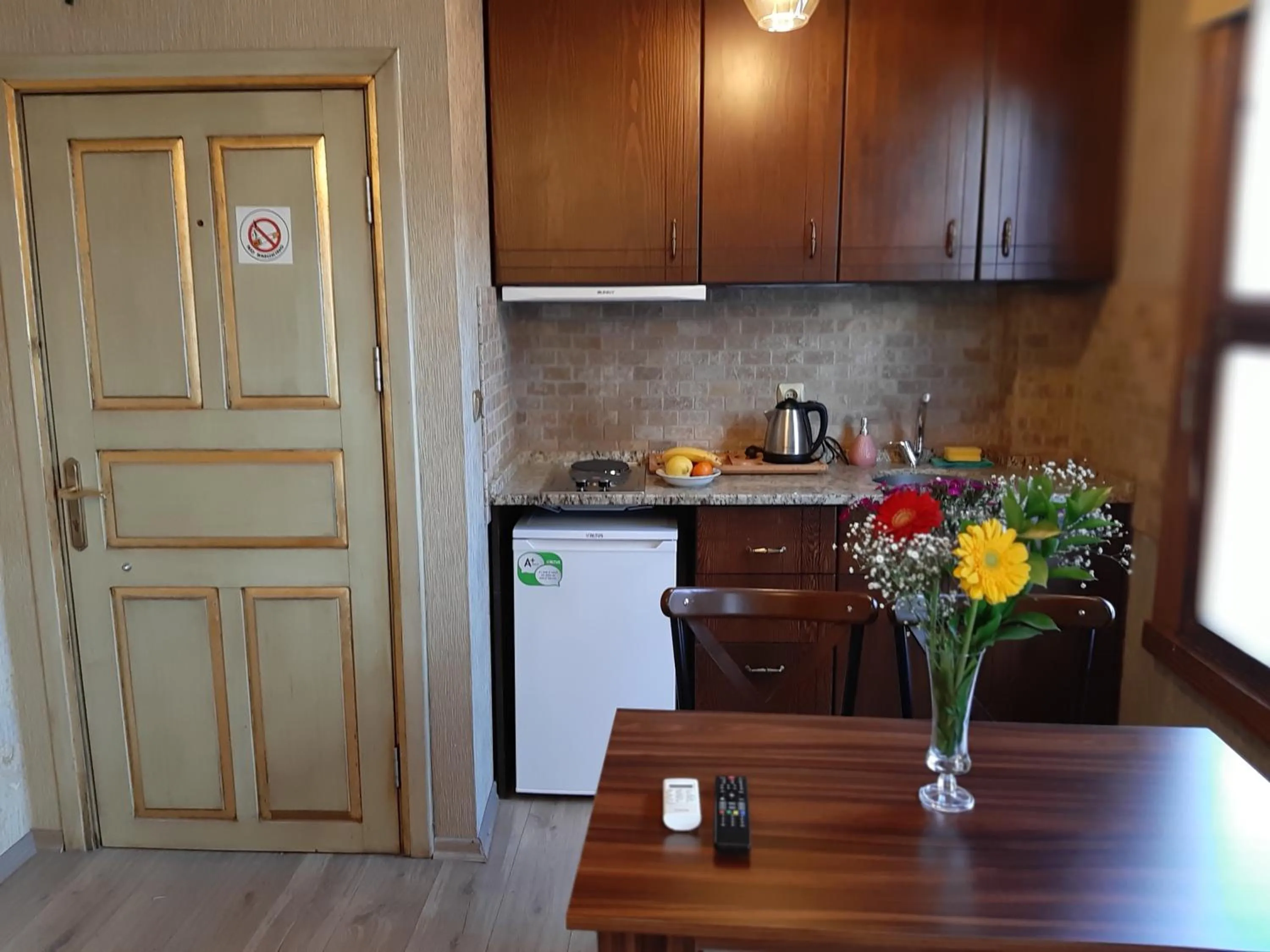 Kitchen or kitchenette in Royal Suites Sultanahmet