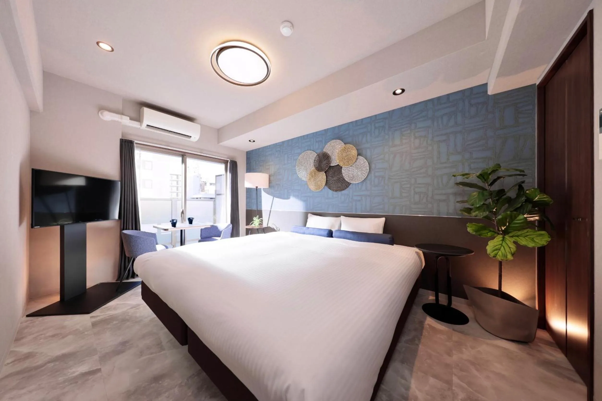 Bedroom, Bed in Dotombori Crystal Hotel 3