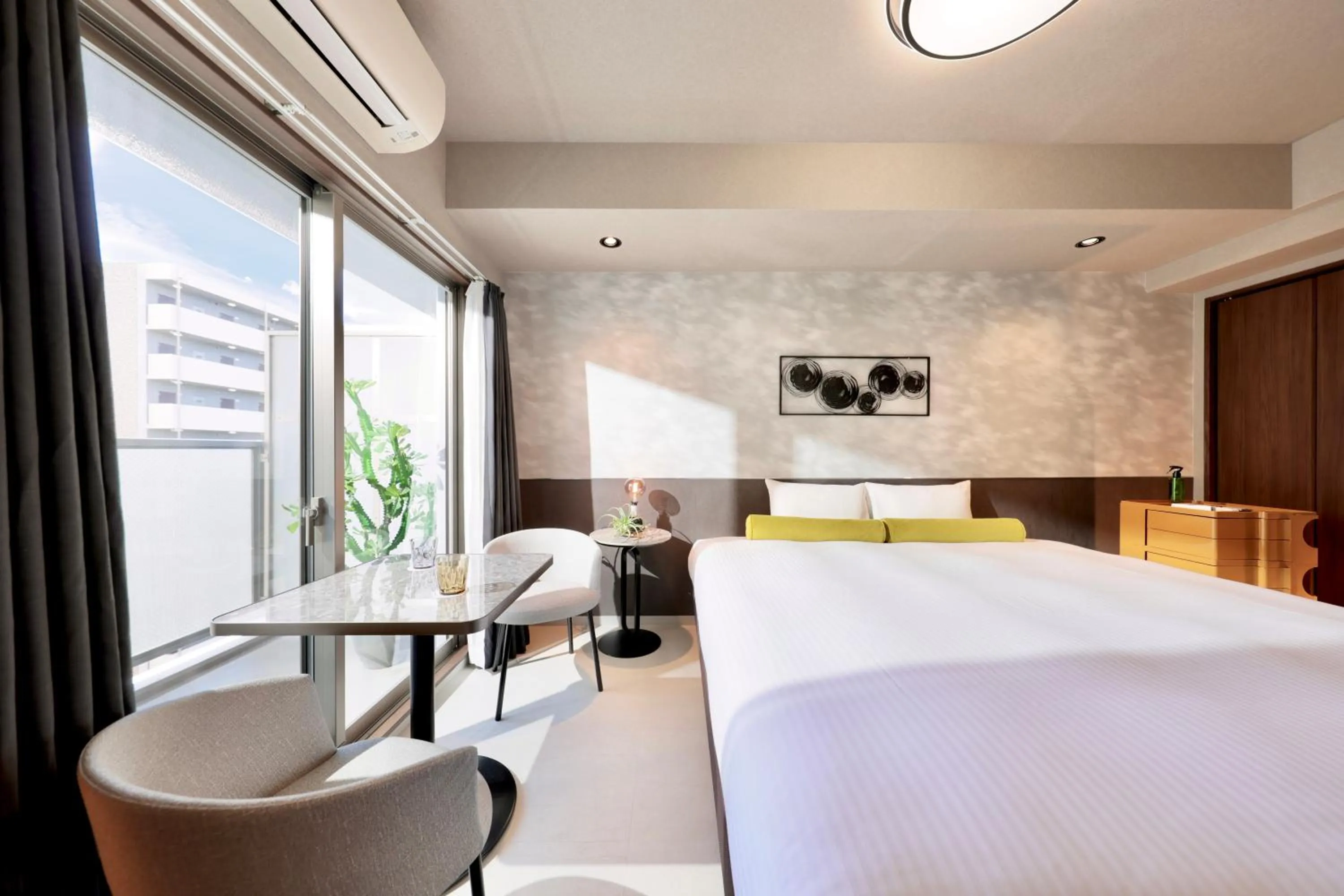 Bed in Dotombori Crystal Hotel 3