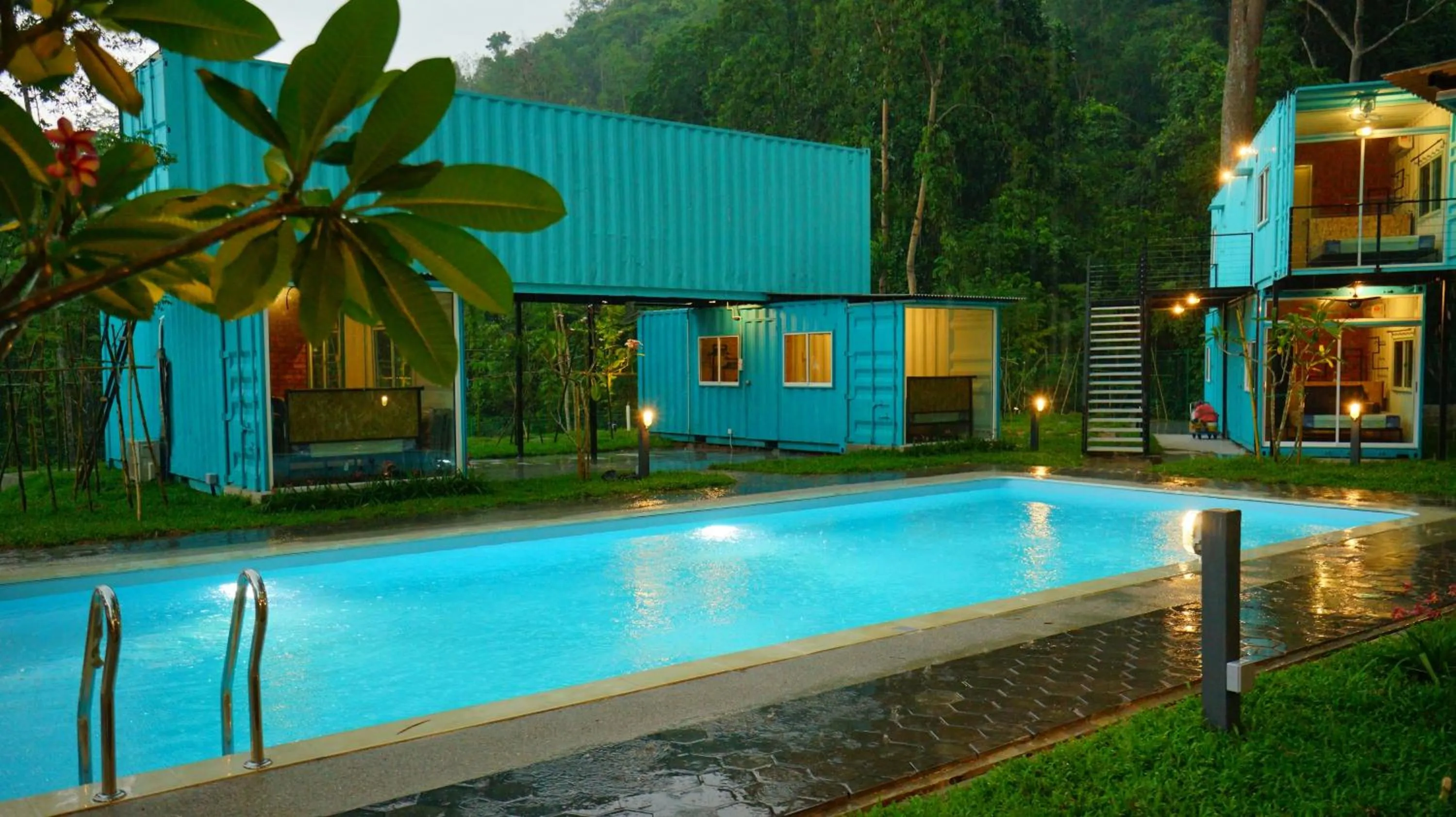 Swimming pool in Sarang by the brook