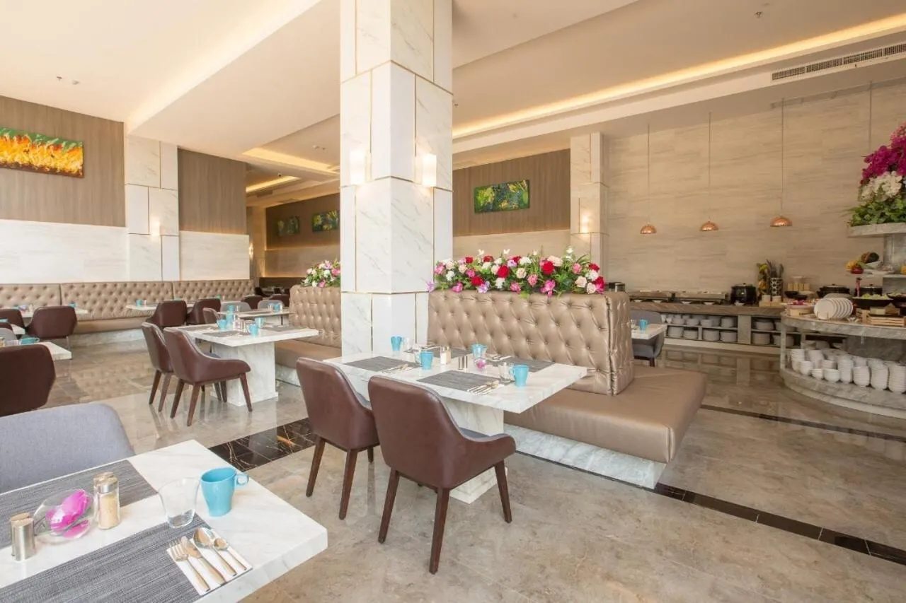 Elegant Airport Hotel