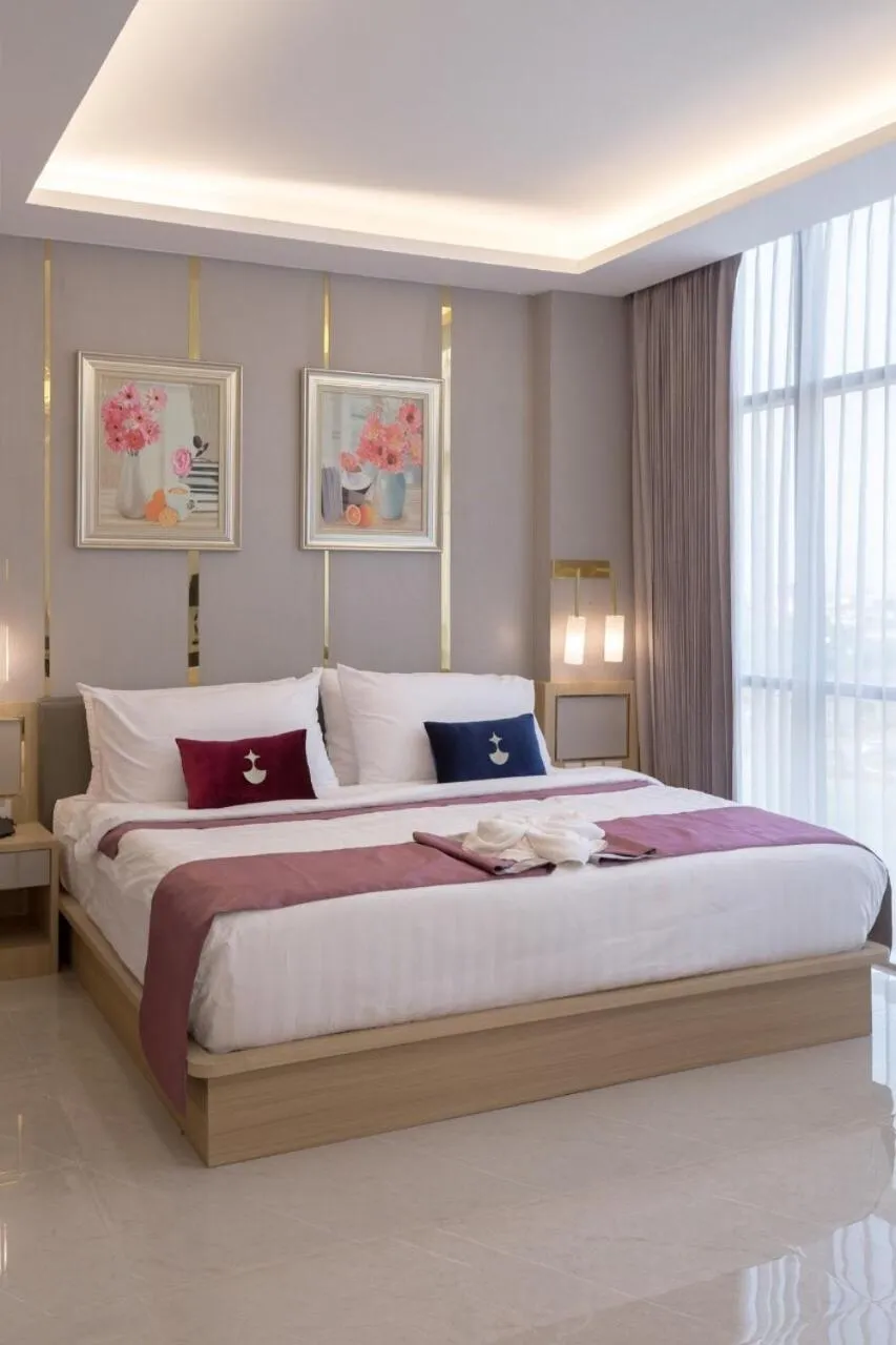 Elegant Airport Hotel