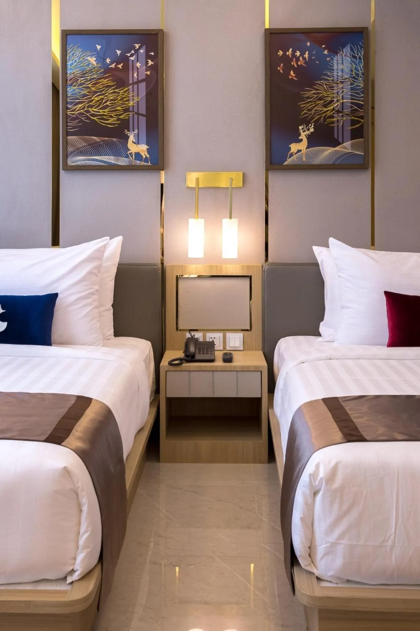 Elegant Airport Hotel