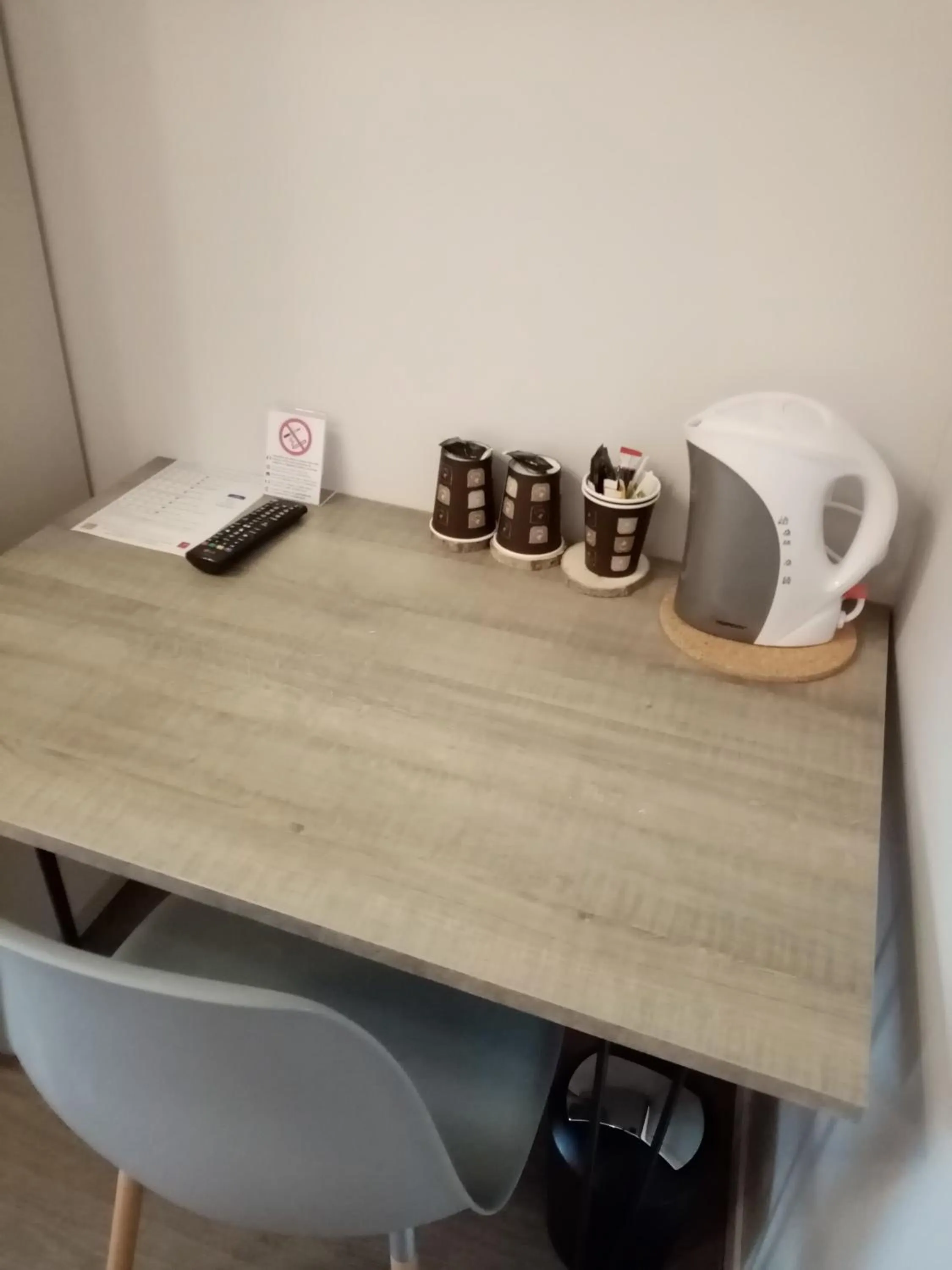 Coffee/tea facilities in Hôtel Du Viaduc