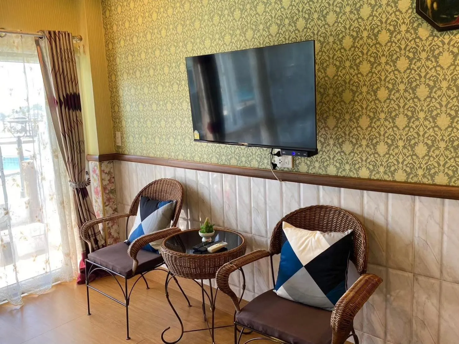 Area and facilities in Suwanna Riverside