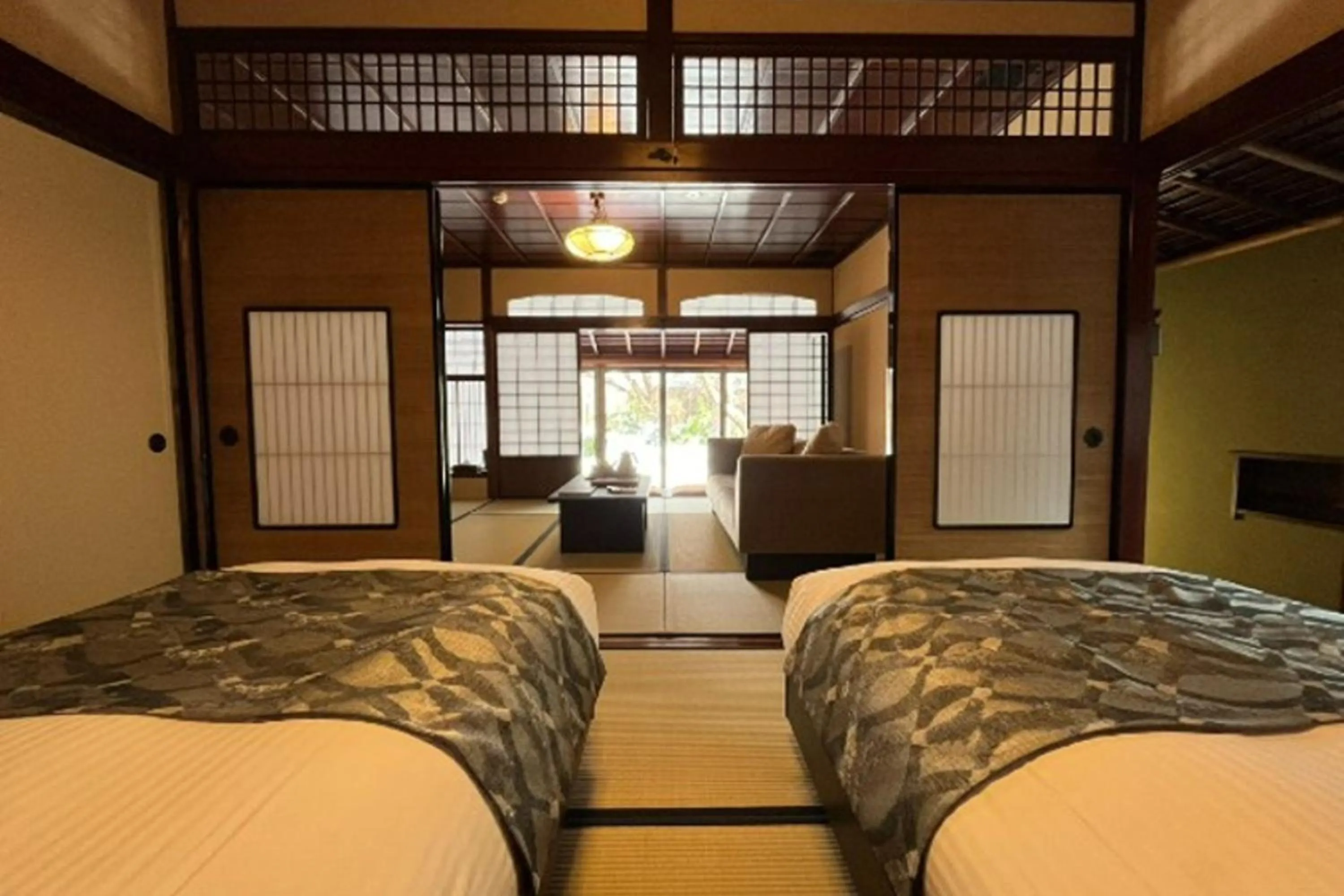 Photo of the whole room, Bed in Machi no Odoriba