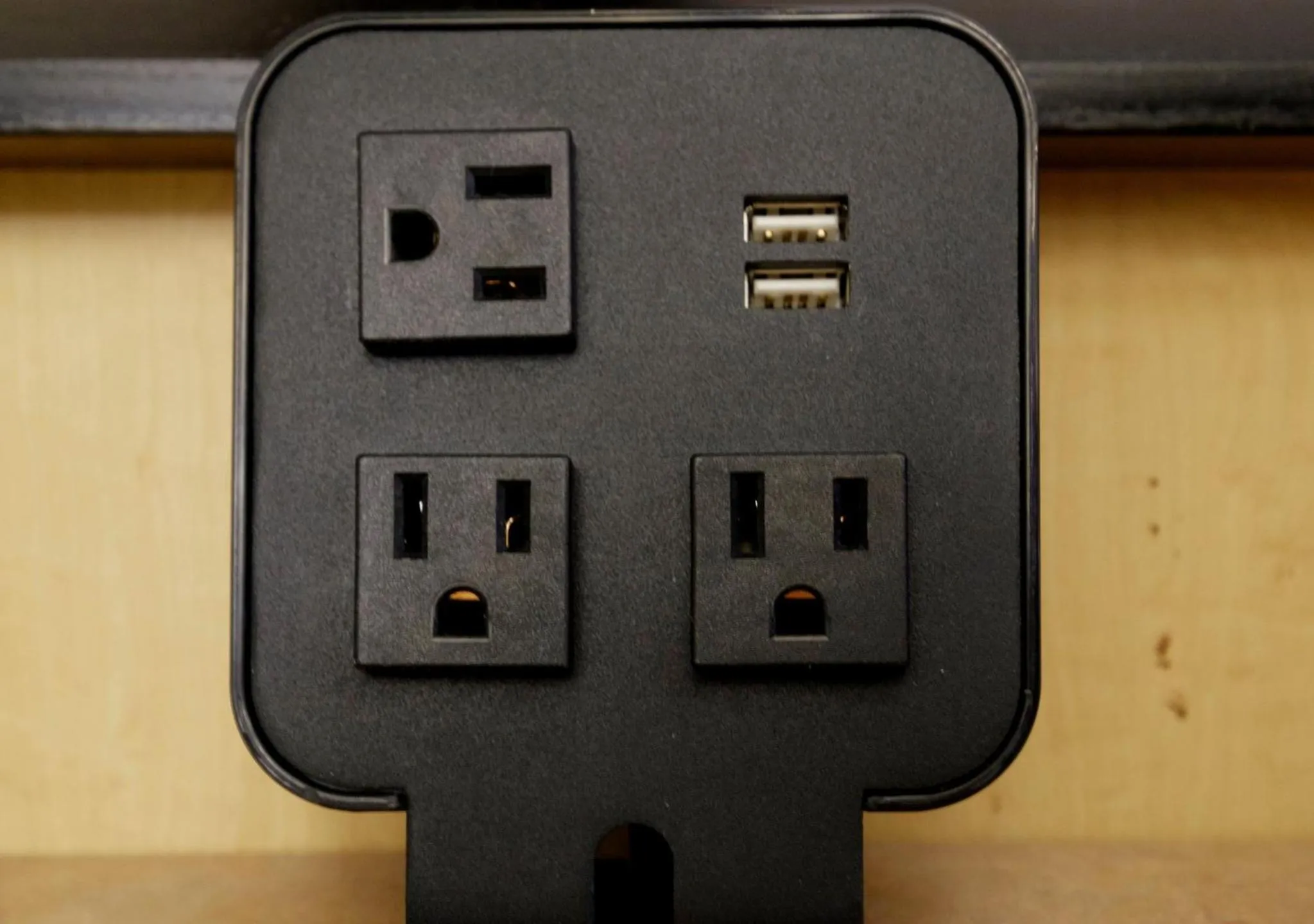 Photo of the whole room in Red Roof Inn Columbus West - Hilliard