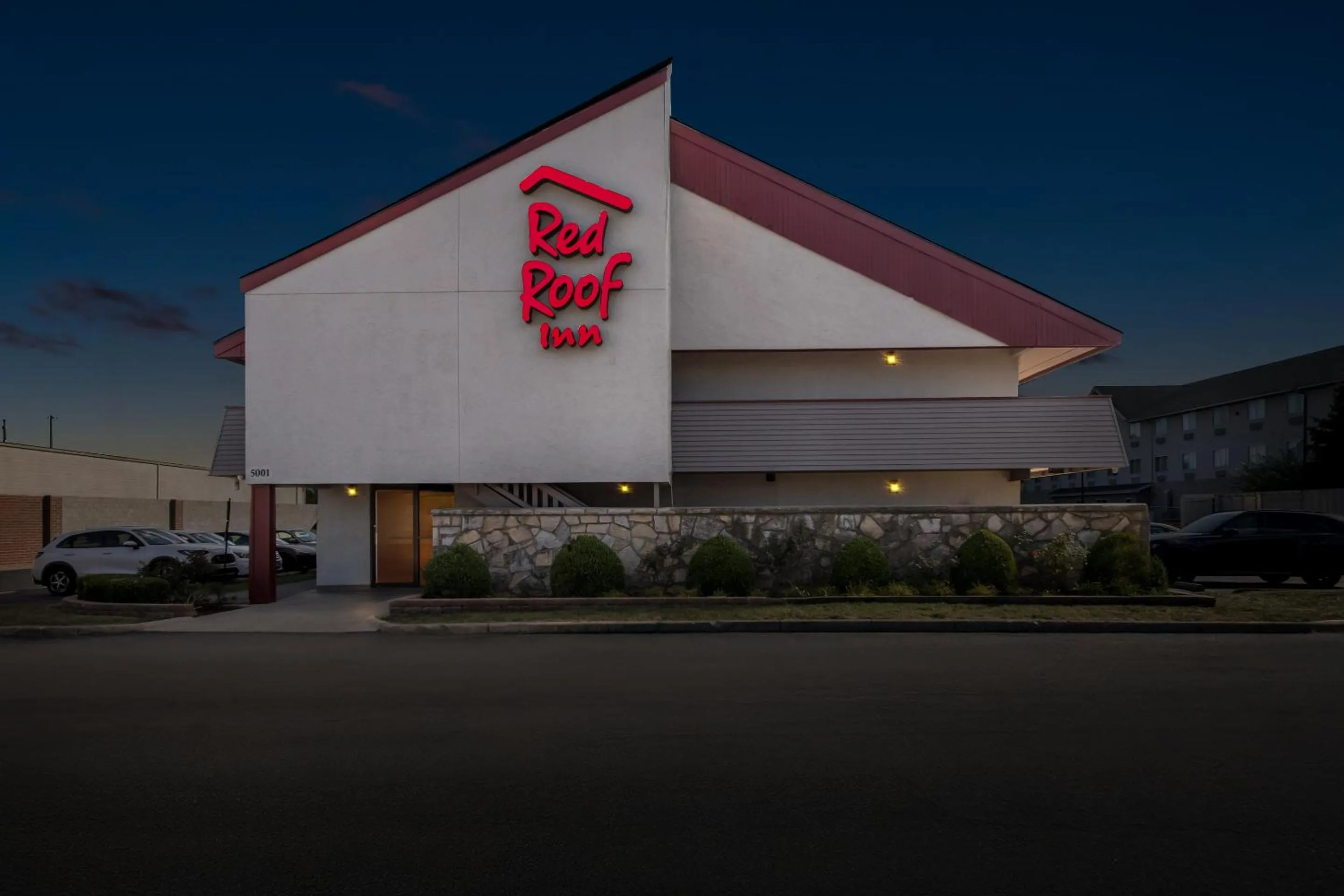 Facade/entrance in Red Roof Inn Columbus West - Hilliard