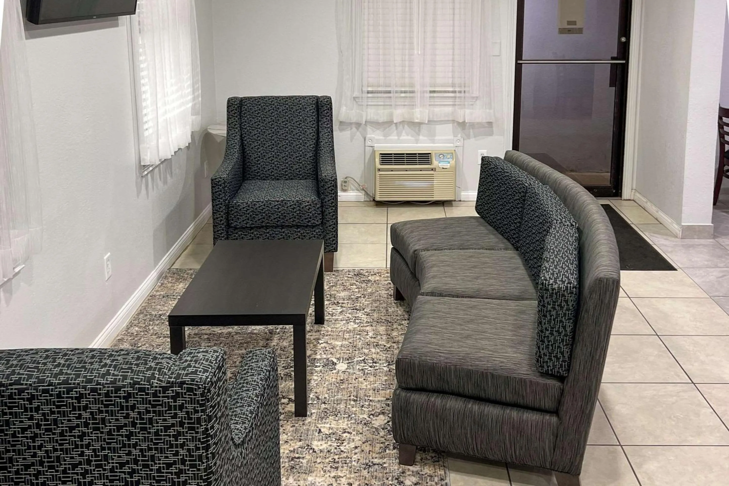 Lobby or reception in Quality Inn & Suites Columbus West