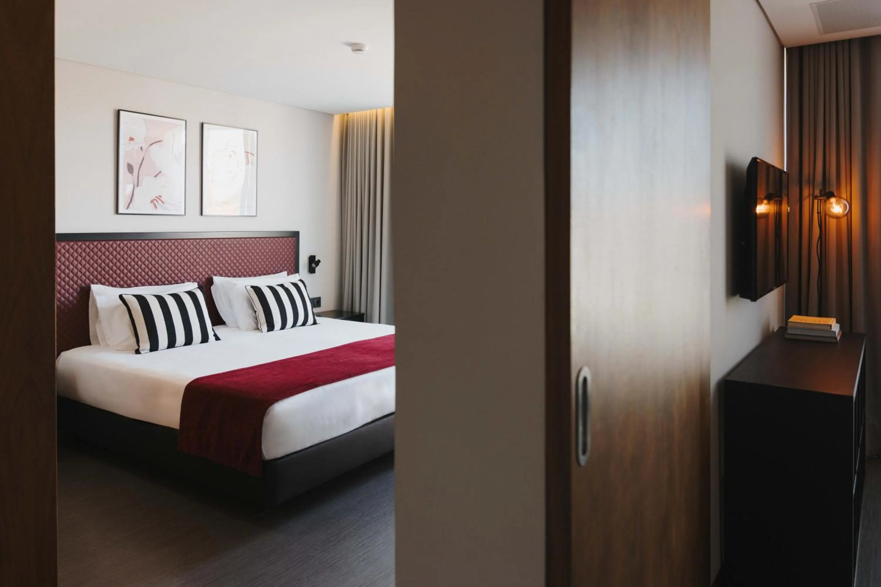 Bedroom, Bed in Timbre Boavista