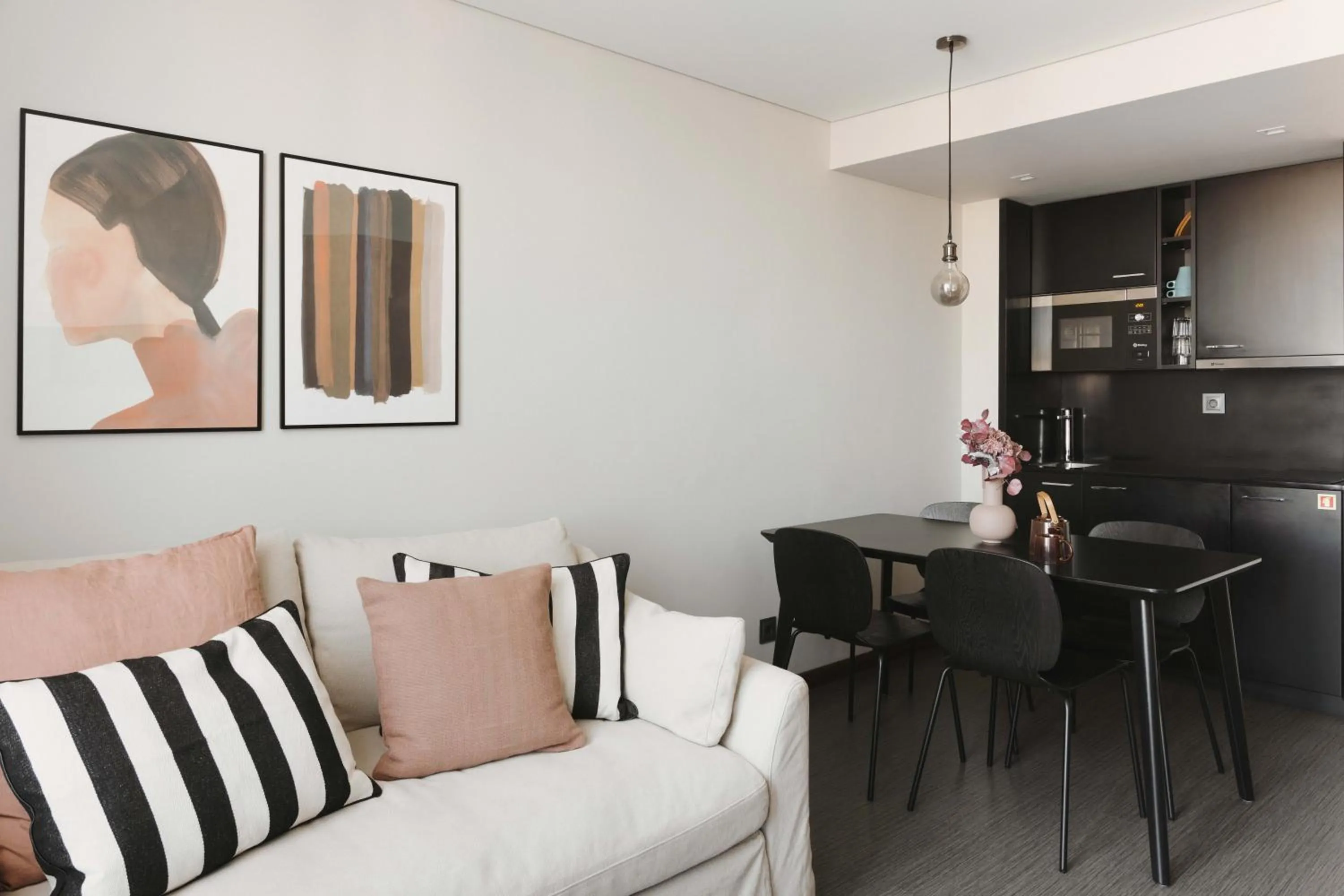 Kitchen or kitchenette in Timbre Boavista