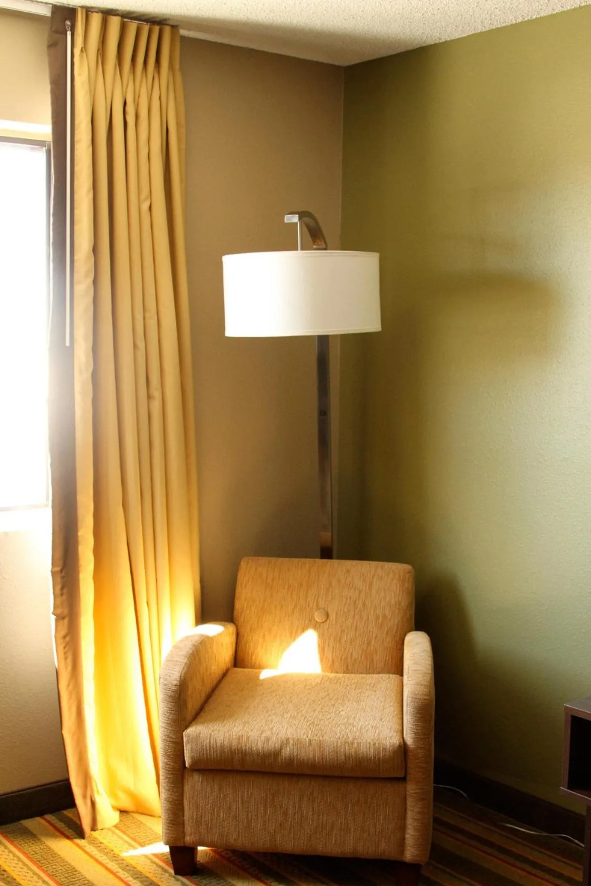 Seating area in Super 8 by Wyndham Montrose