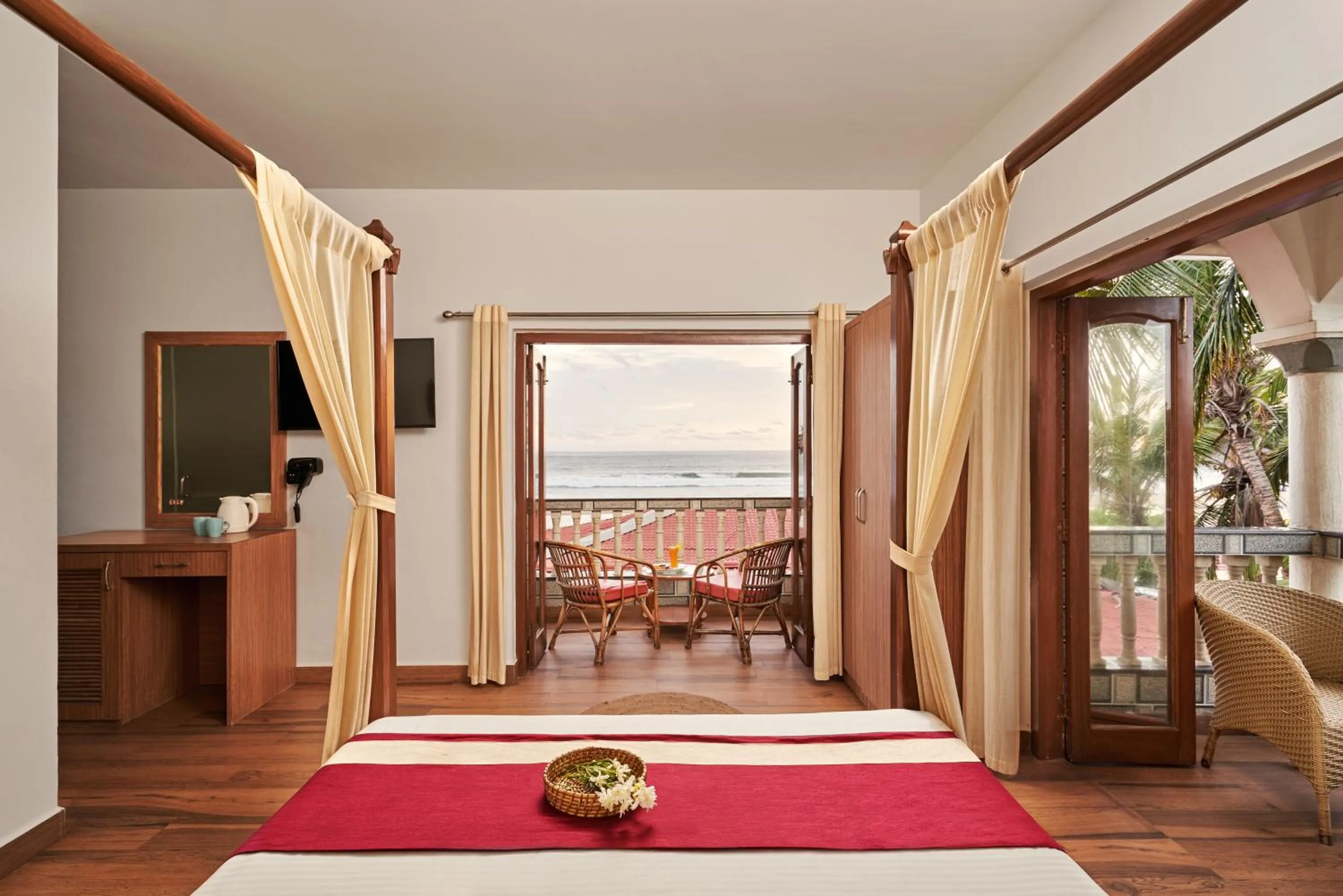Bedroom, Bed in Larios Beach Holidays