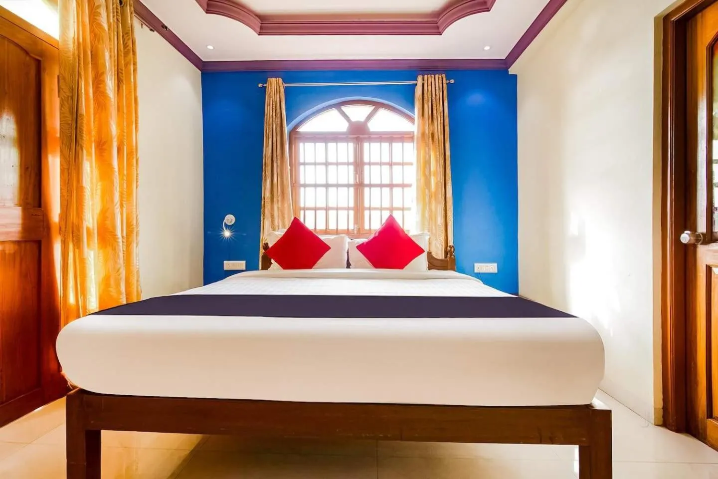 Bedroom, Bed in Larios Beach Holidays