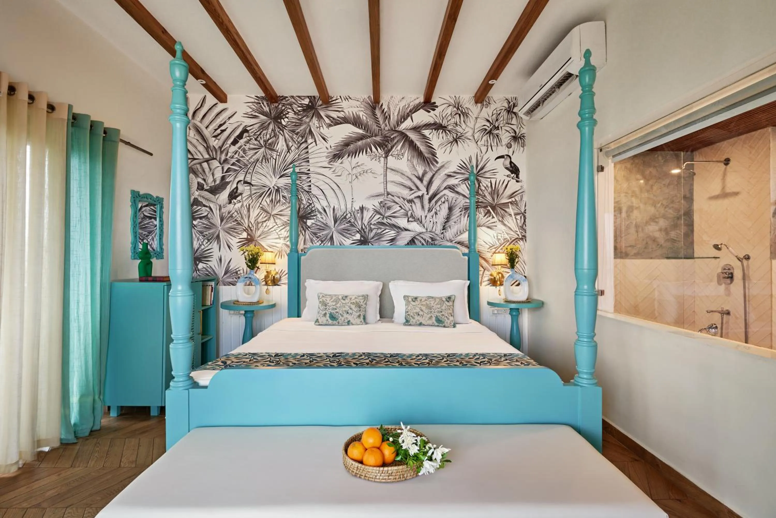 Bedroom, Bed in Larios Beach Holidays