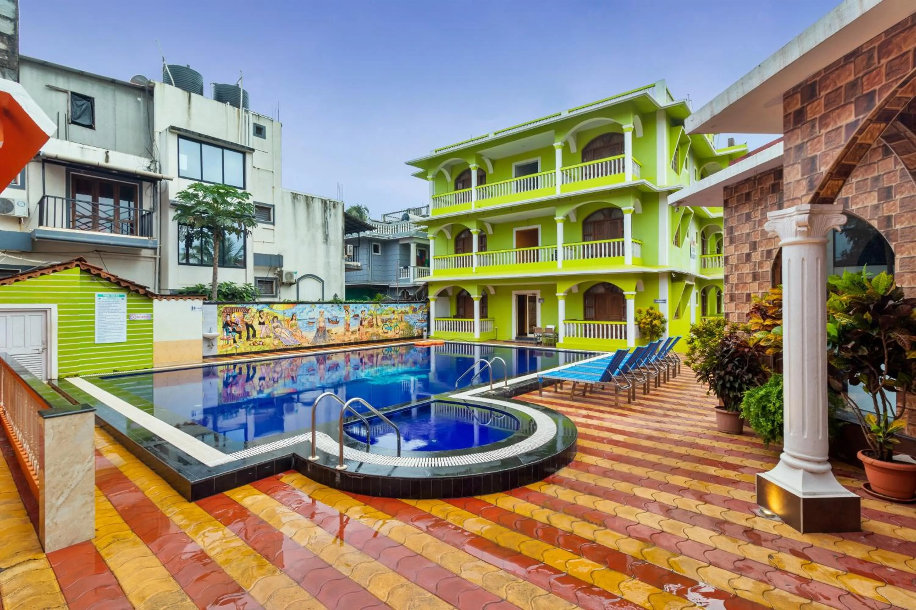 Property building in Larios Beach Holidays