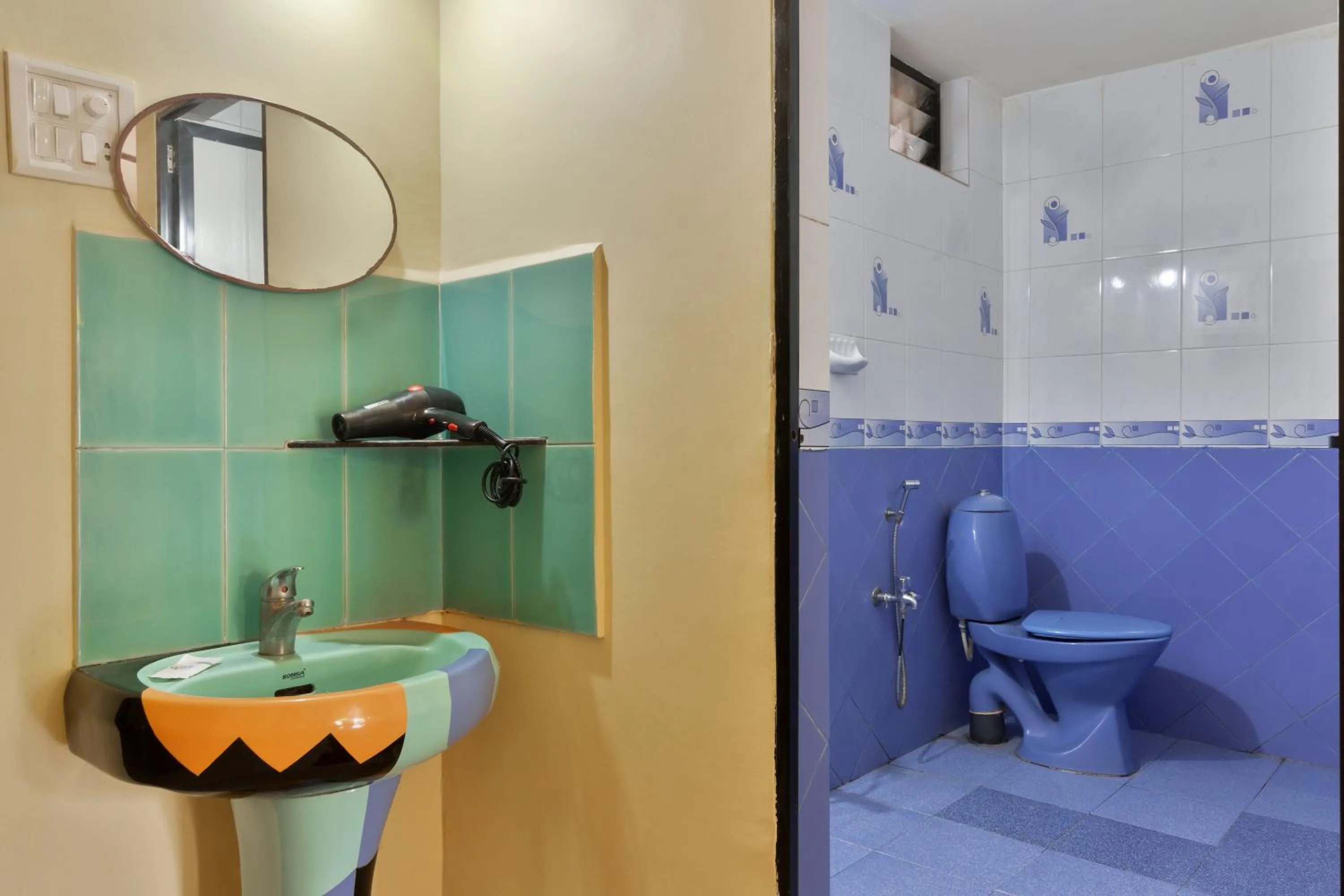 Larios Beach Holidays