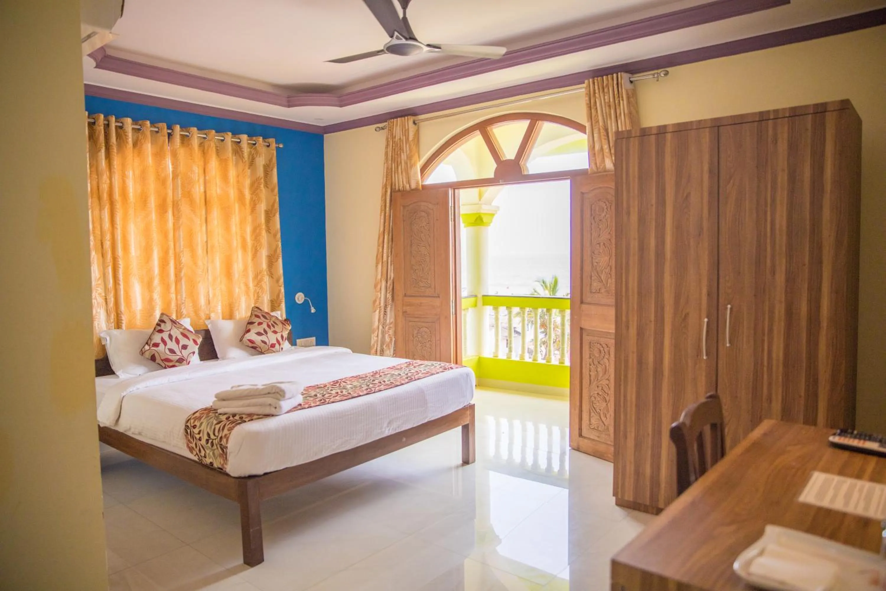 Photo of the whole room, Bed in Larios Beach Holidays