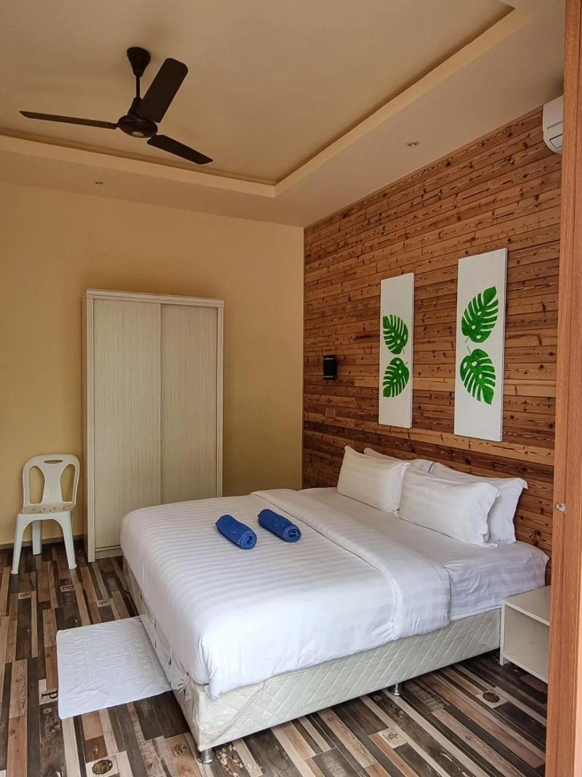 Bed in Thundi Village & Spa
