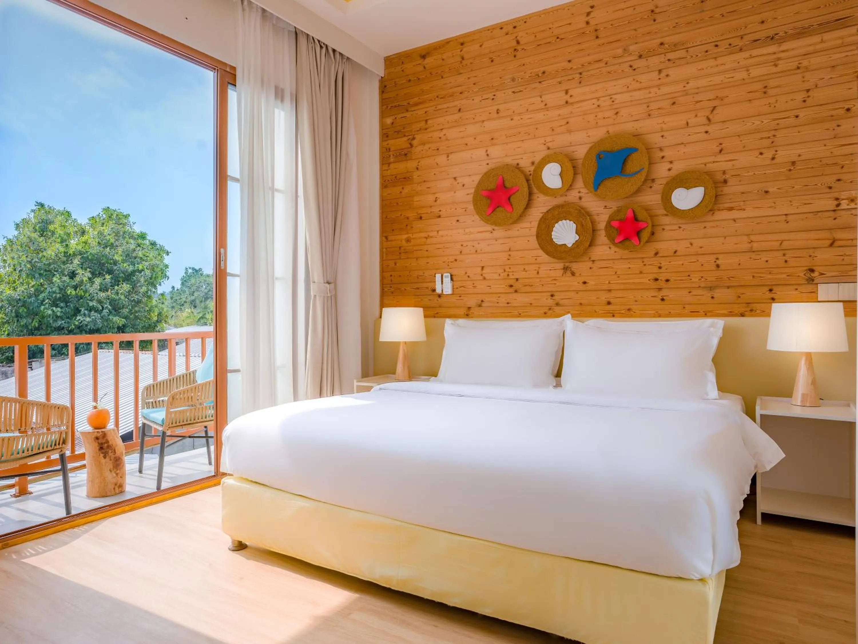 Bed in Thundi by Biosphere