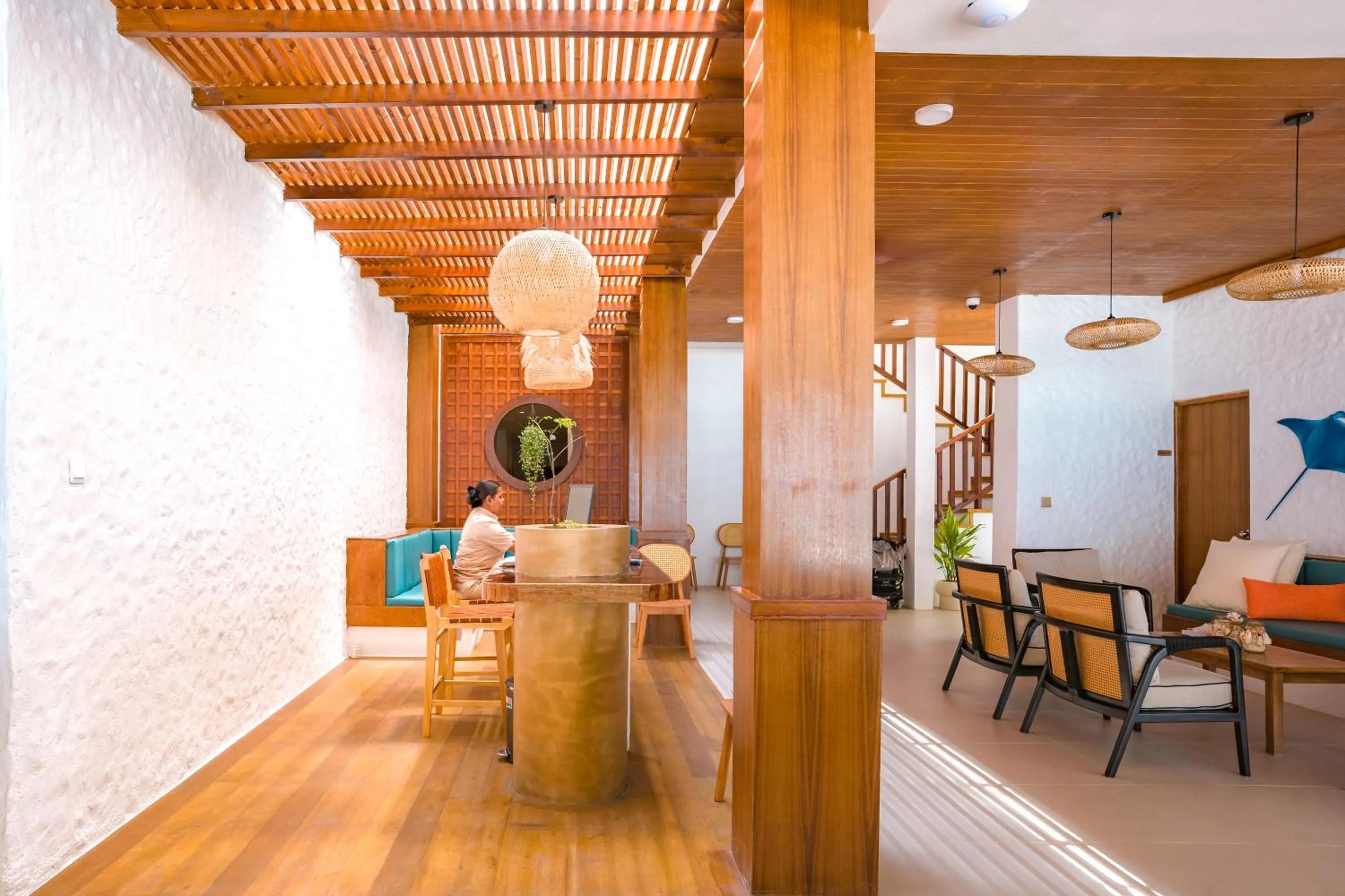 Lobby or reception in Thundi by Biosphere