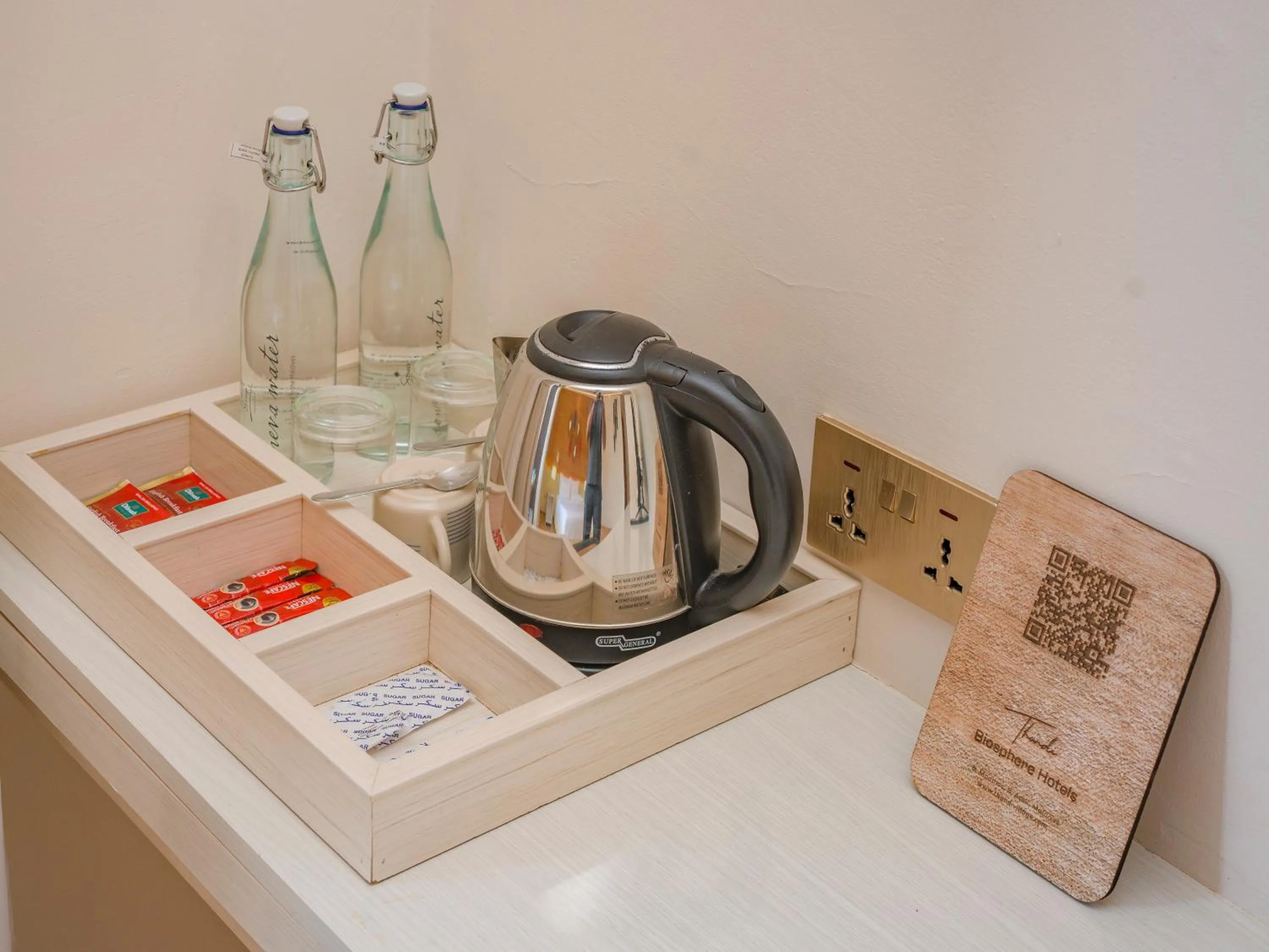 Coffee/tea facilities in Thundi by Biosphere