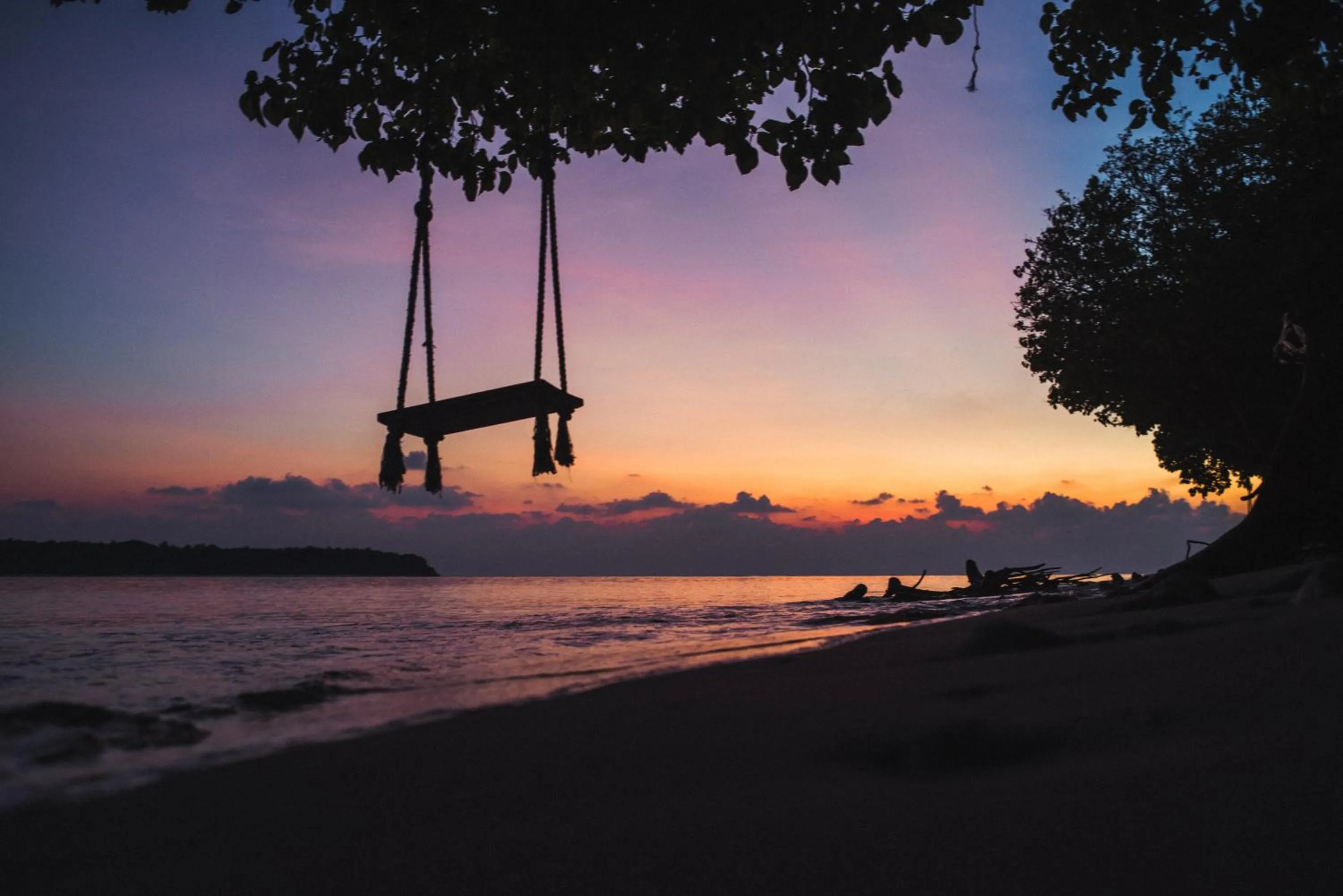 Night in Thundi Village & Spa