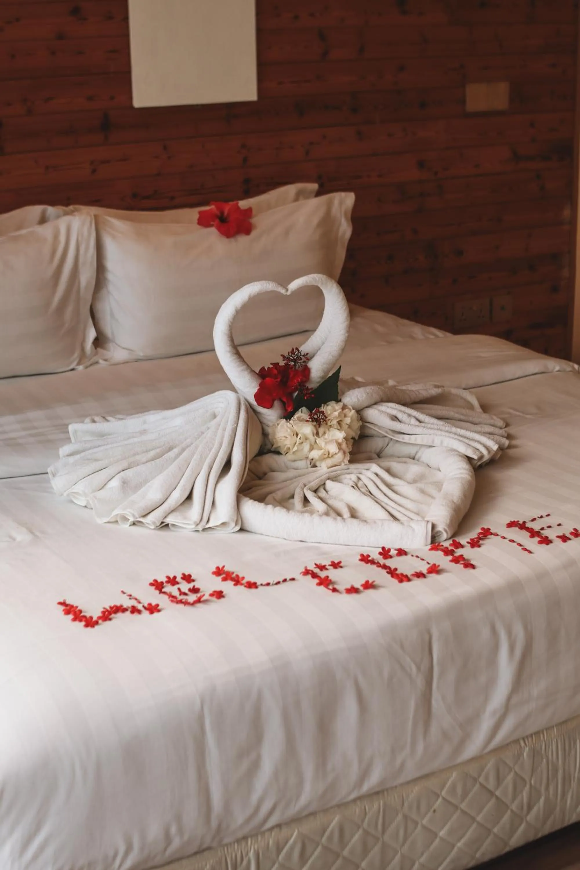 Bed in Thundi Village & Spa