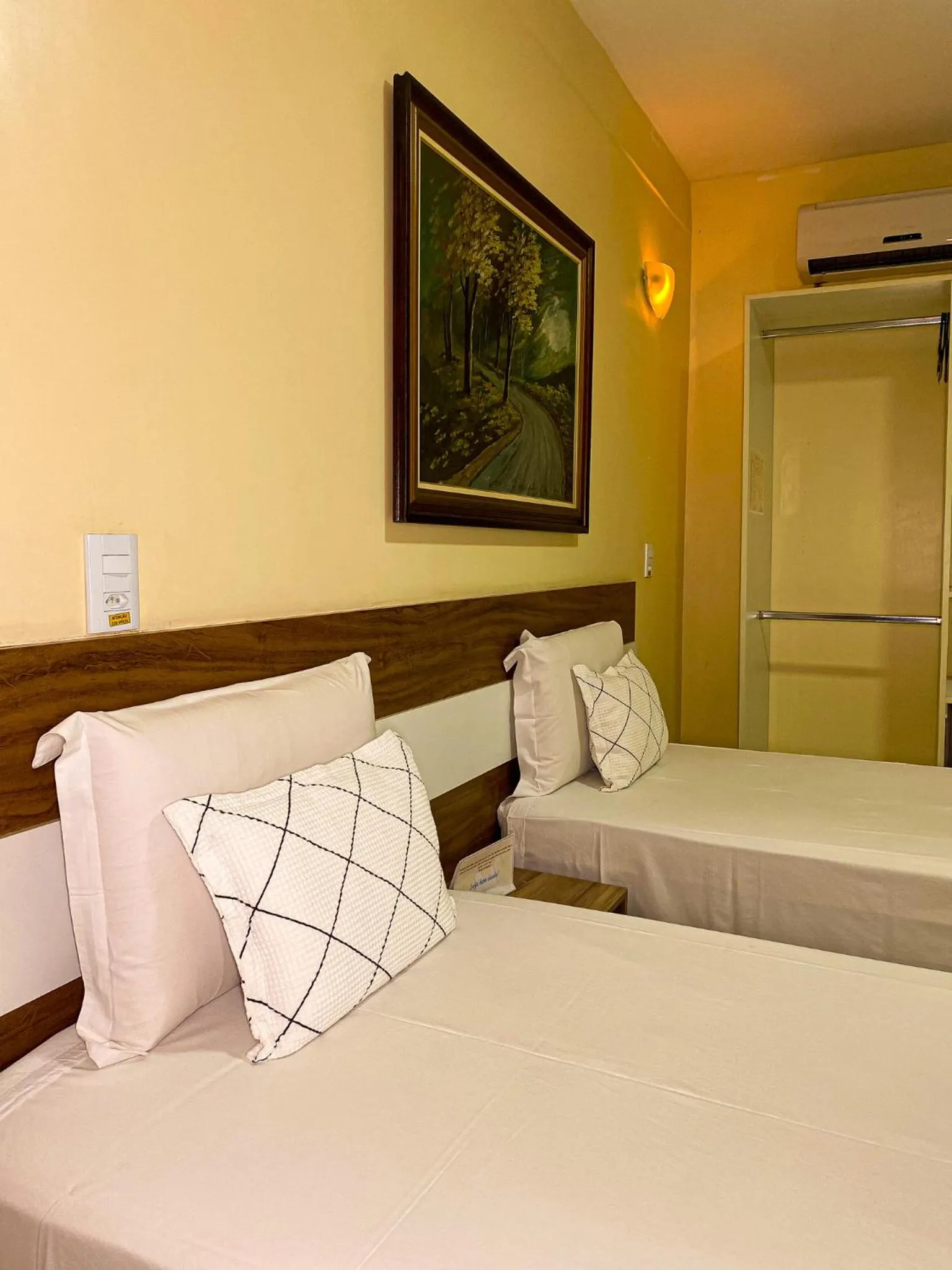 Bedroom, Bed in Hotel Monólitos