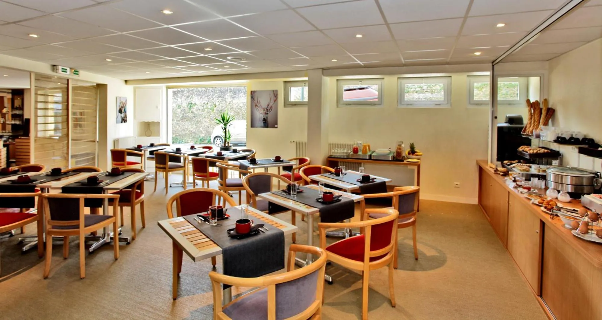 Buffet breakfast in Hotel de Compostelle