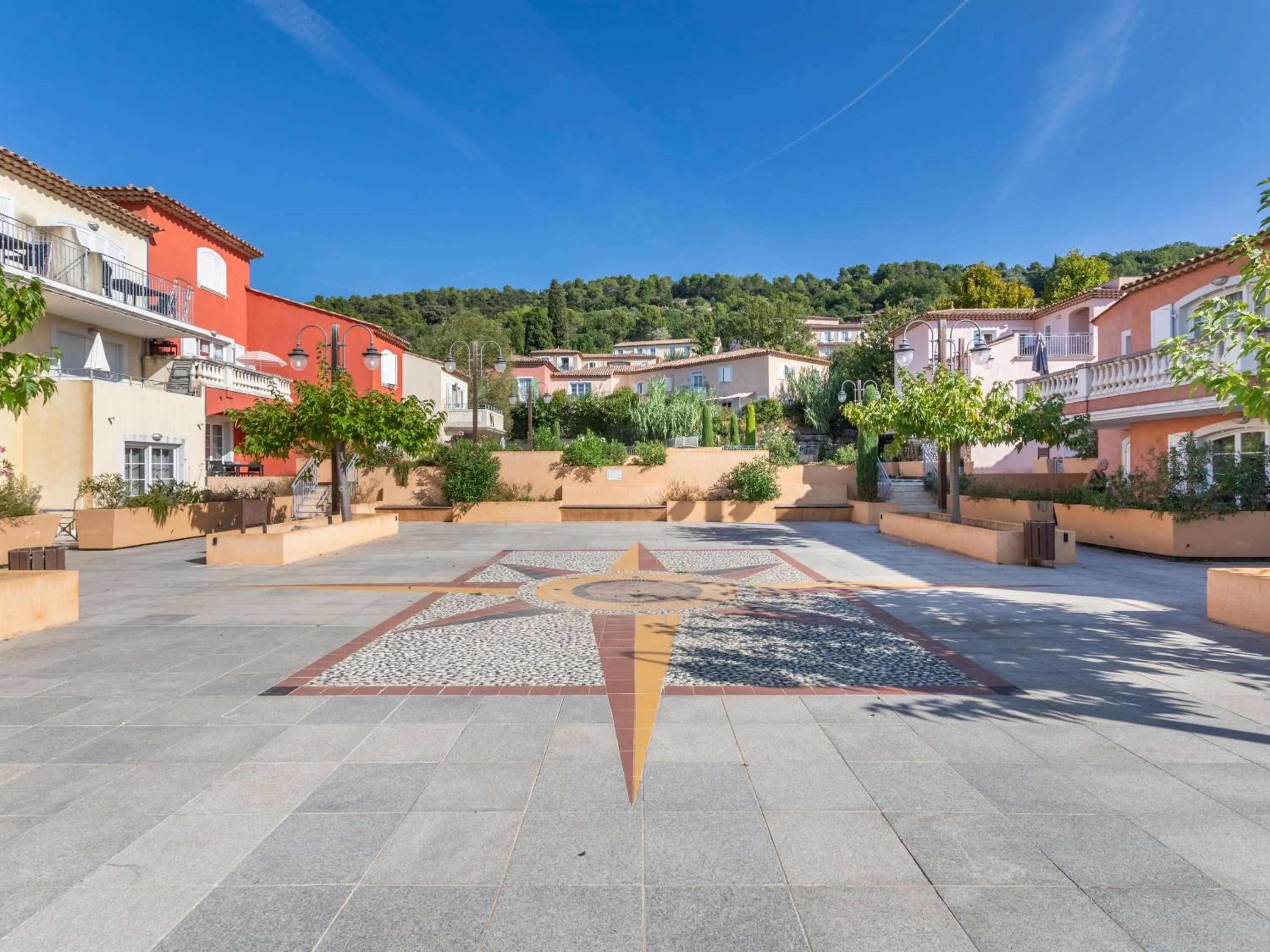 Facade/entrance in Vacancéole – Le Domaine de Camiole