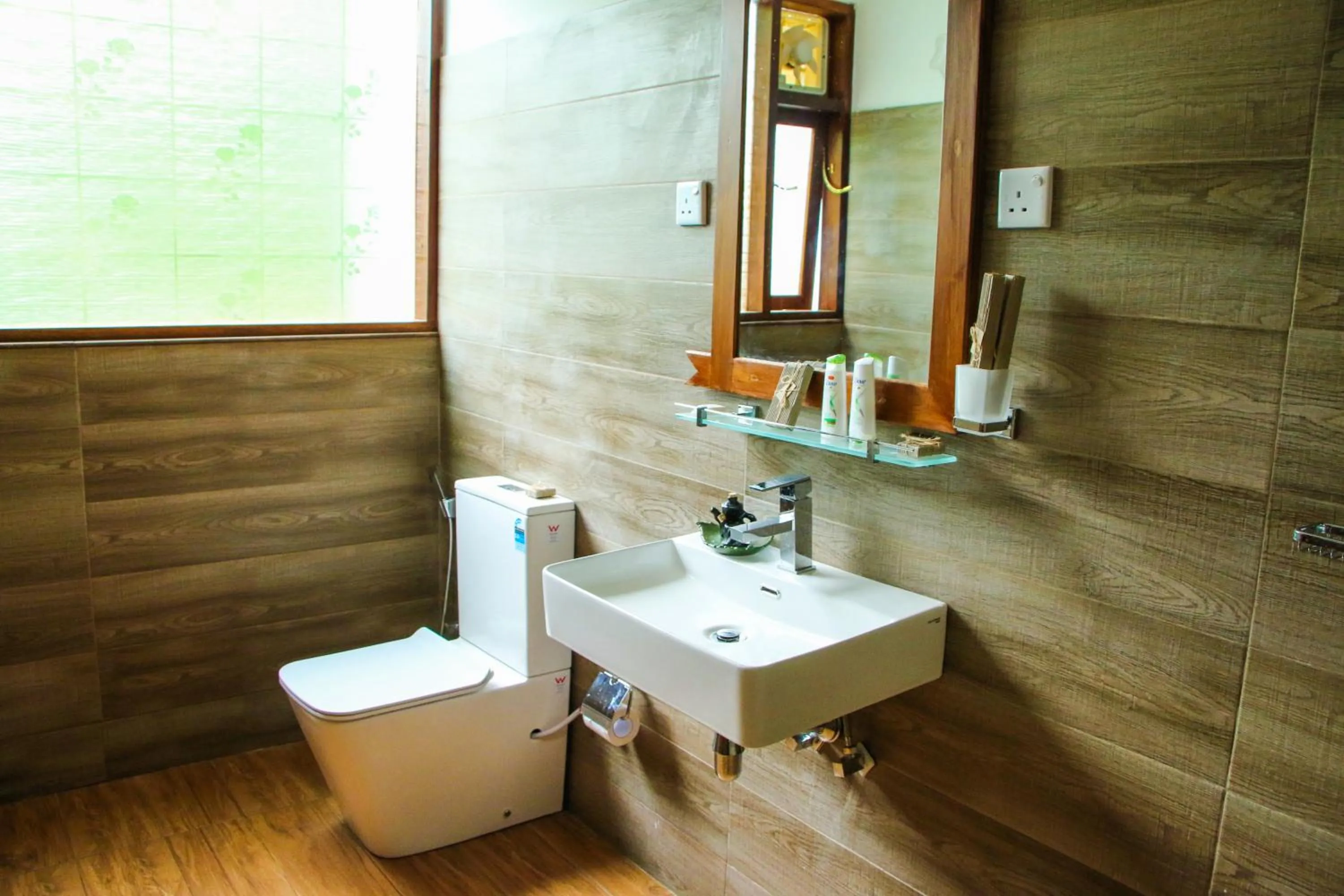 Bathroom in Aloft Grand Hotel Ella