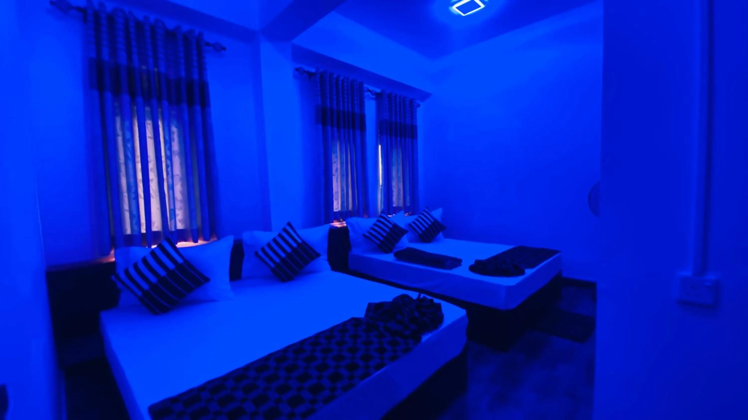 Bed in Aloft Grand Hotel Ella