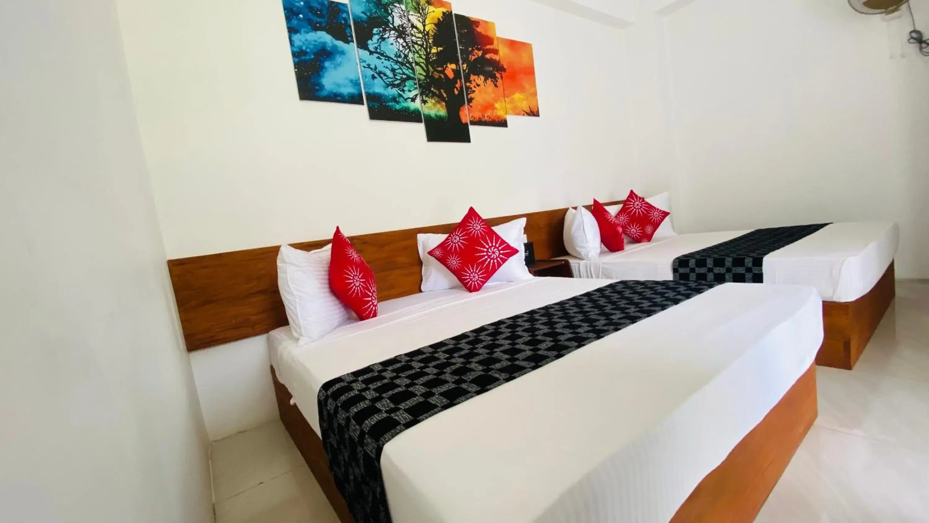 Family Room with Mountain View in Aloft Grand Hotel Ella Family Room with Mountain View in Aloft Grand Hotel Ella