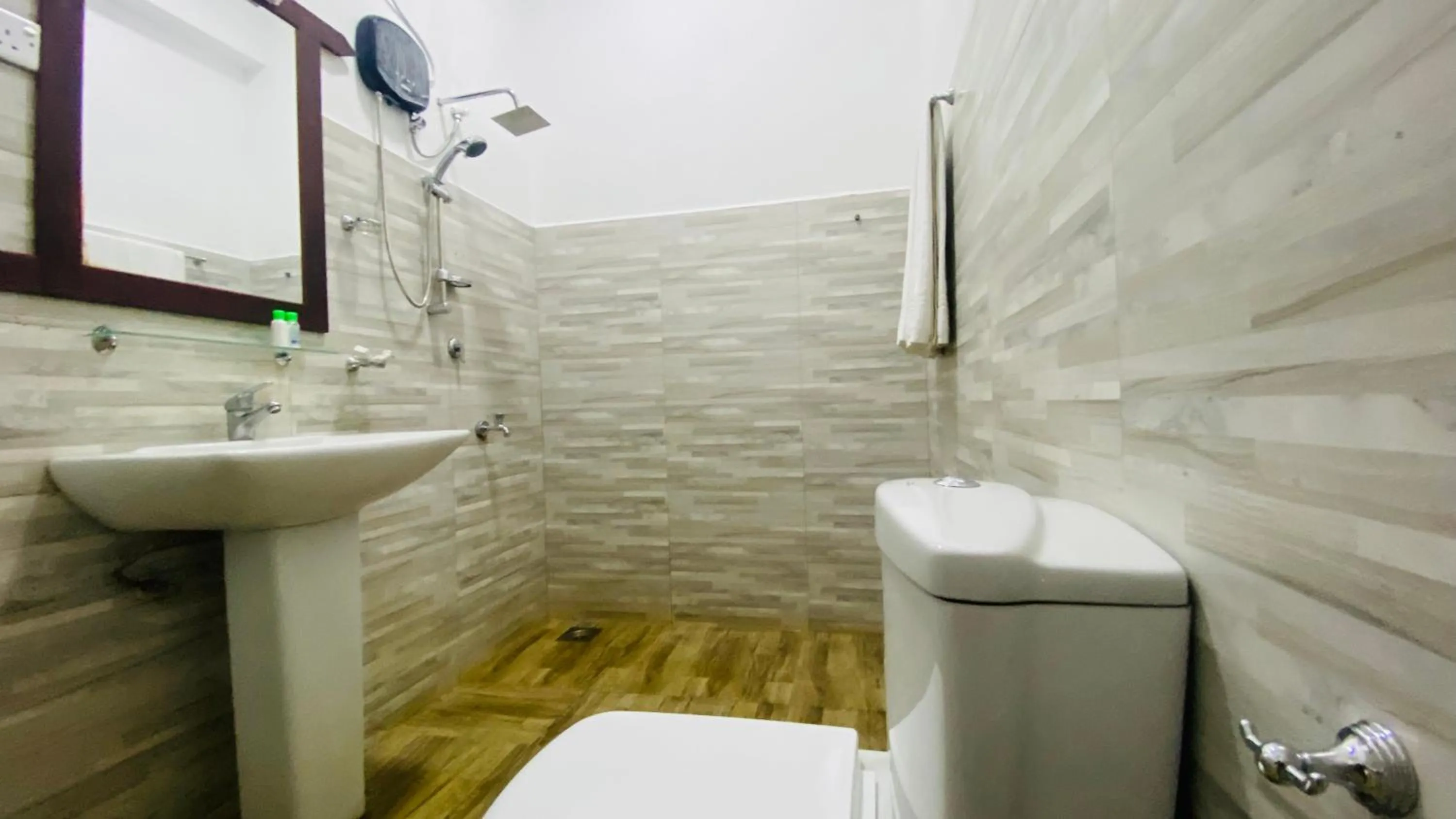 Aloft Grand Hotel Ella