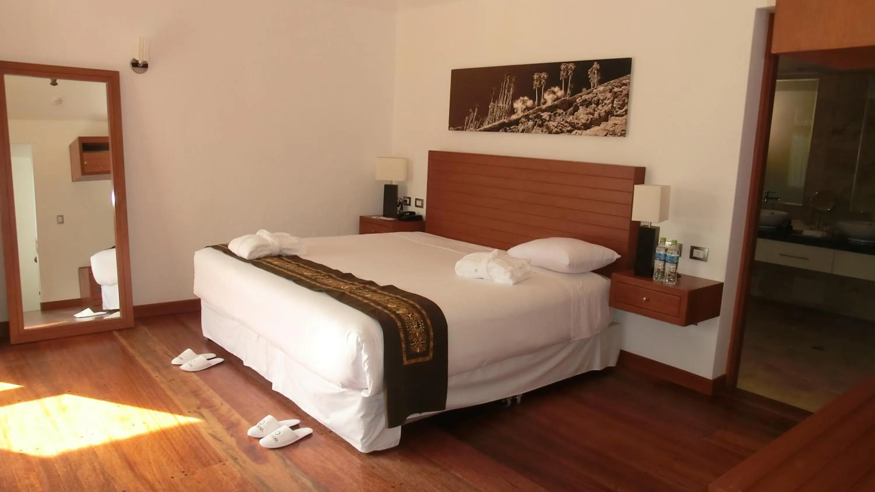 Photo of the whole room, Bed in Aranwa Pueblito Encantado del Colca