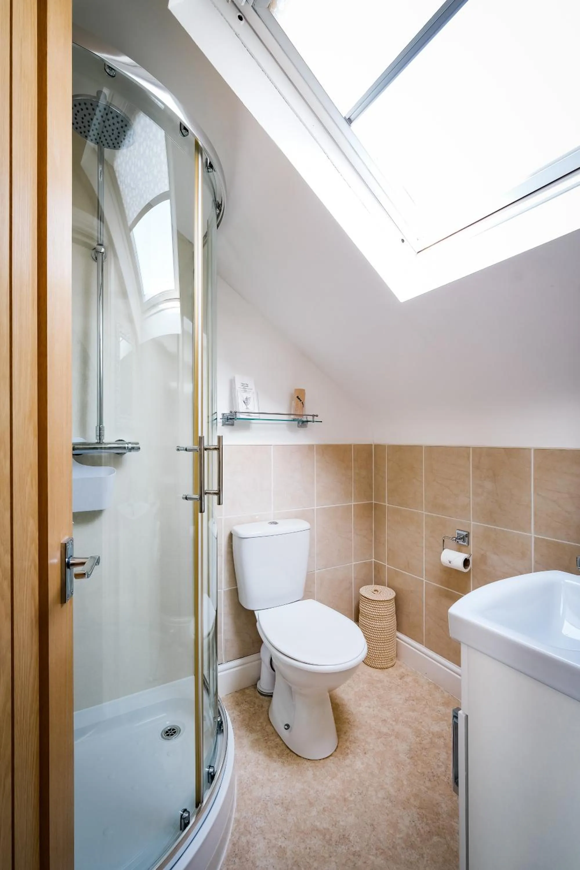 Glen Wynne Windermere - FREE off-site Health Club access with Pool, Sauna, Steam Room & Gym Short 5 Minute Drive Away